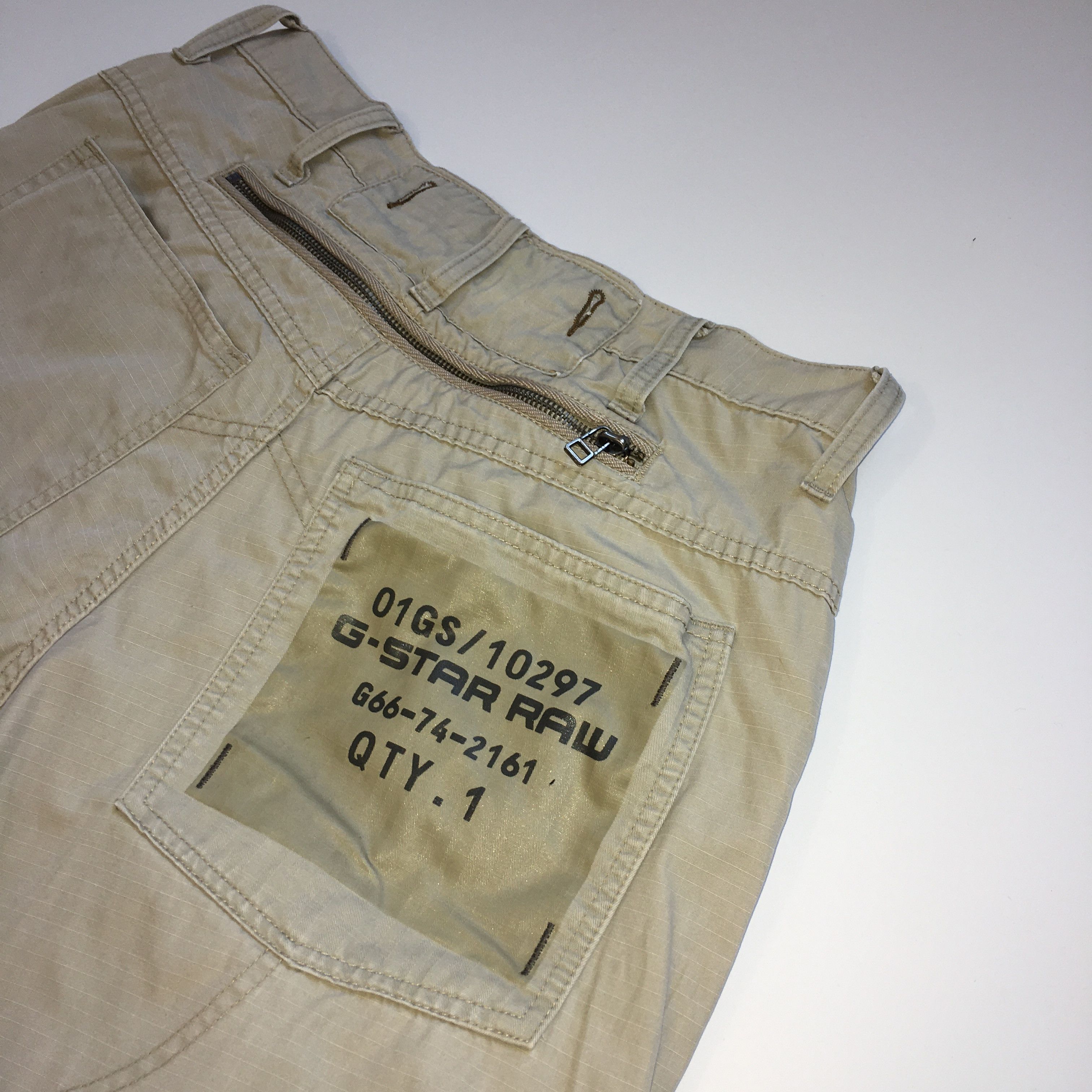 G-Star G Star Raw Beige Cargo Shorts Size 31 Size US 31 - 3 Thumbnail