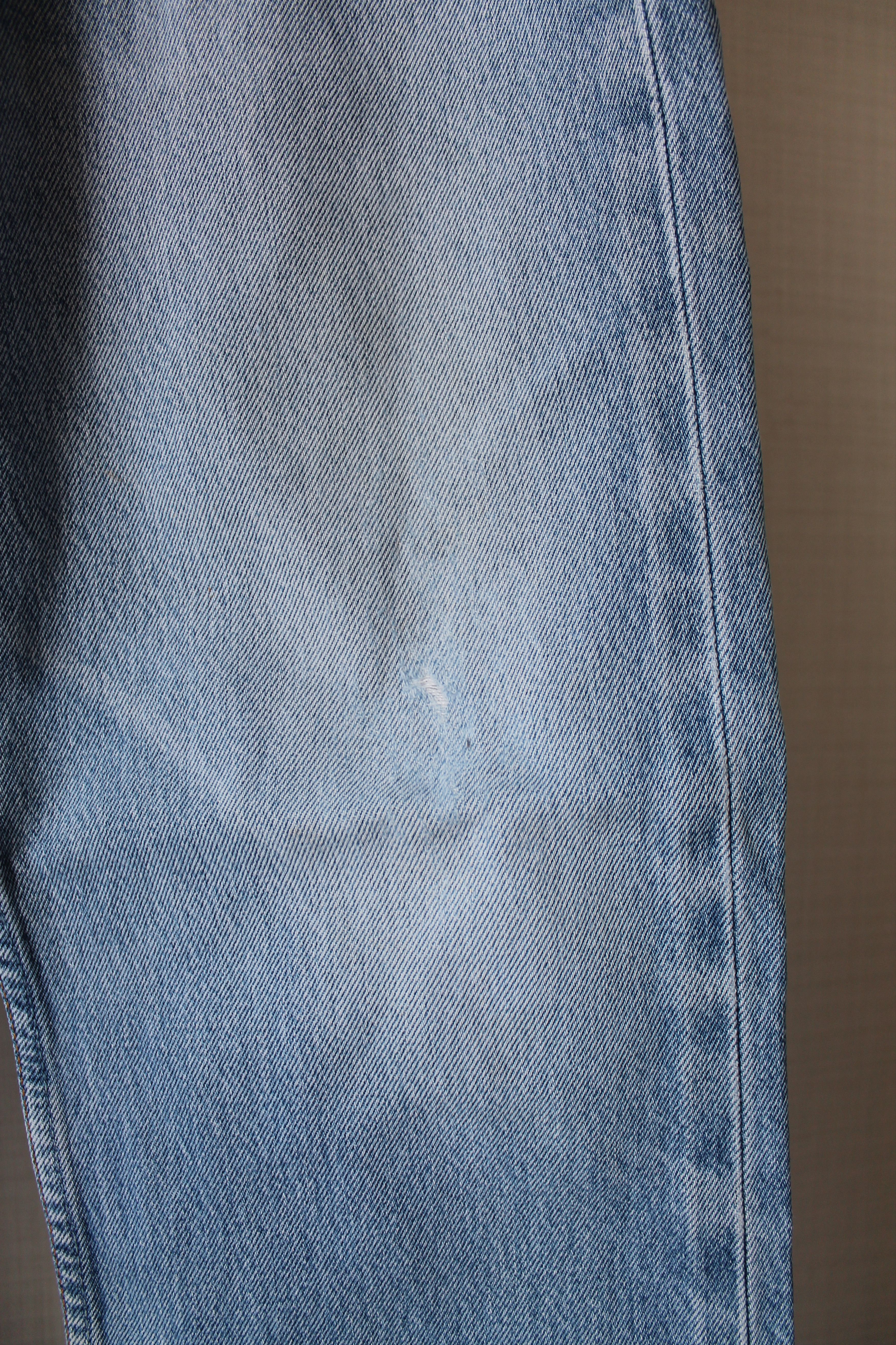 Levi's Vintage Clothing Levi's 501 Denim Pants Faded Washed Blue made in UK Size US 32 / EU 48 - 7 Thumbnail