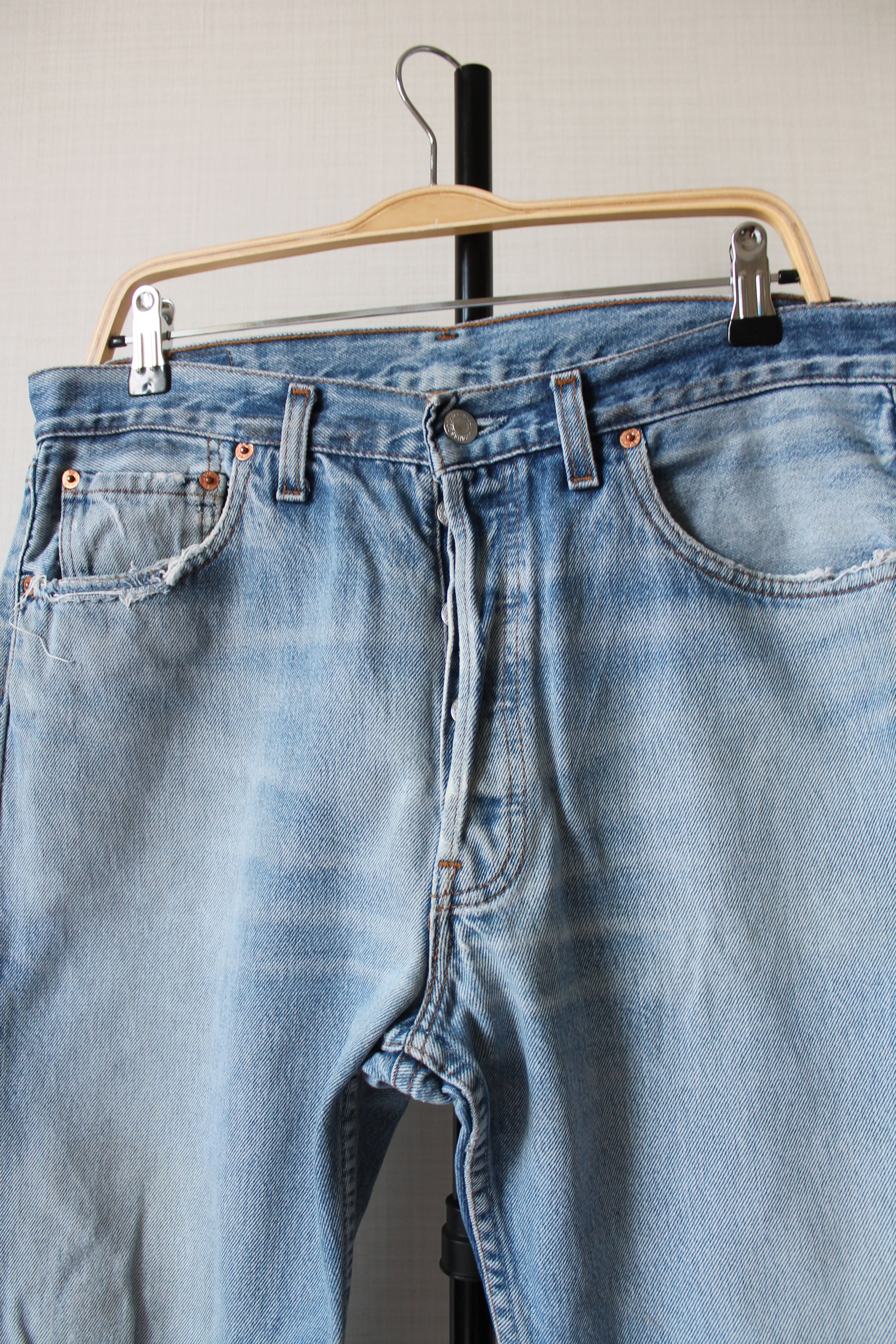 Levi's Vintage Clothing Levi's 501 Denim Pants Faded Washed Blue made in UK Size US 32 / EU 48 - 5 Thumbnail