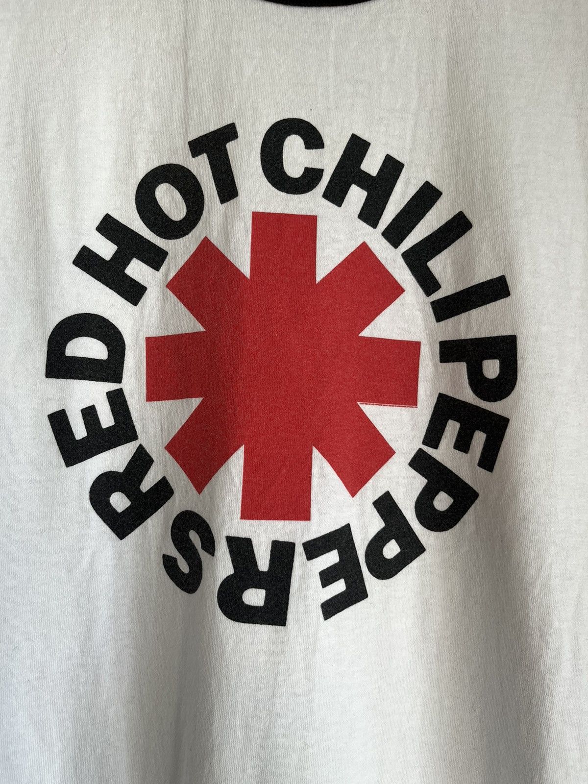 Band Tees × Vintage Red hot chillipeppers ft6 Size US M / EU 48-50 / 2 - 2 Thumbnail