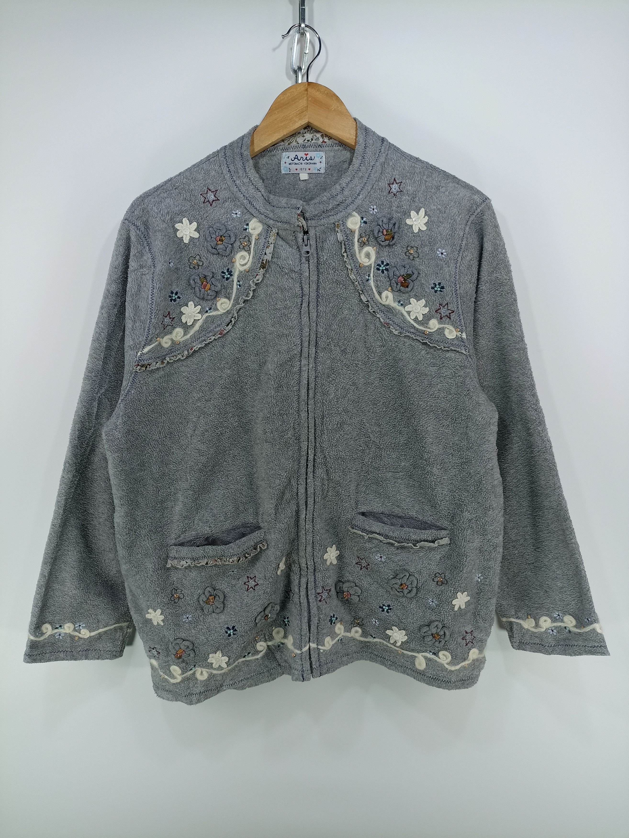 Designer × Japanese Brand × Vintage Vintage Motomachi-Yokohama Fleece Trim Floral Size US M / EU 48-50 / 2 - 1 Thumbnail