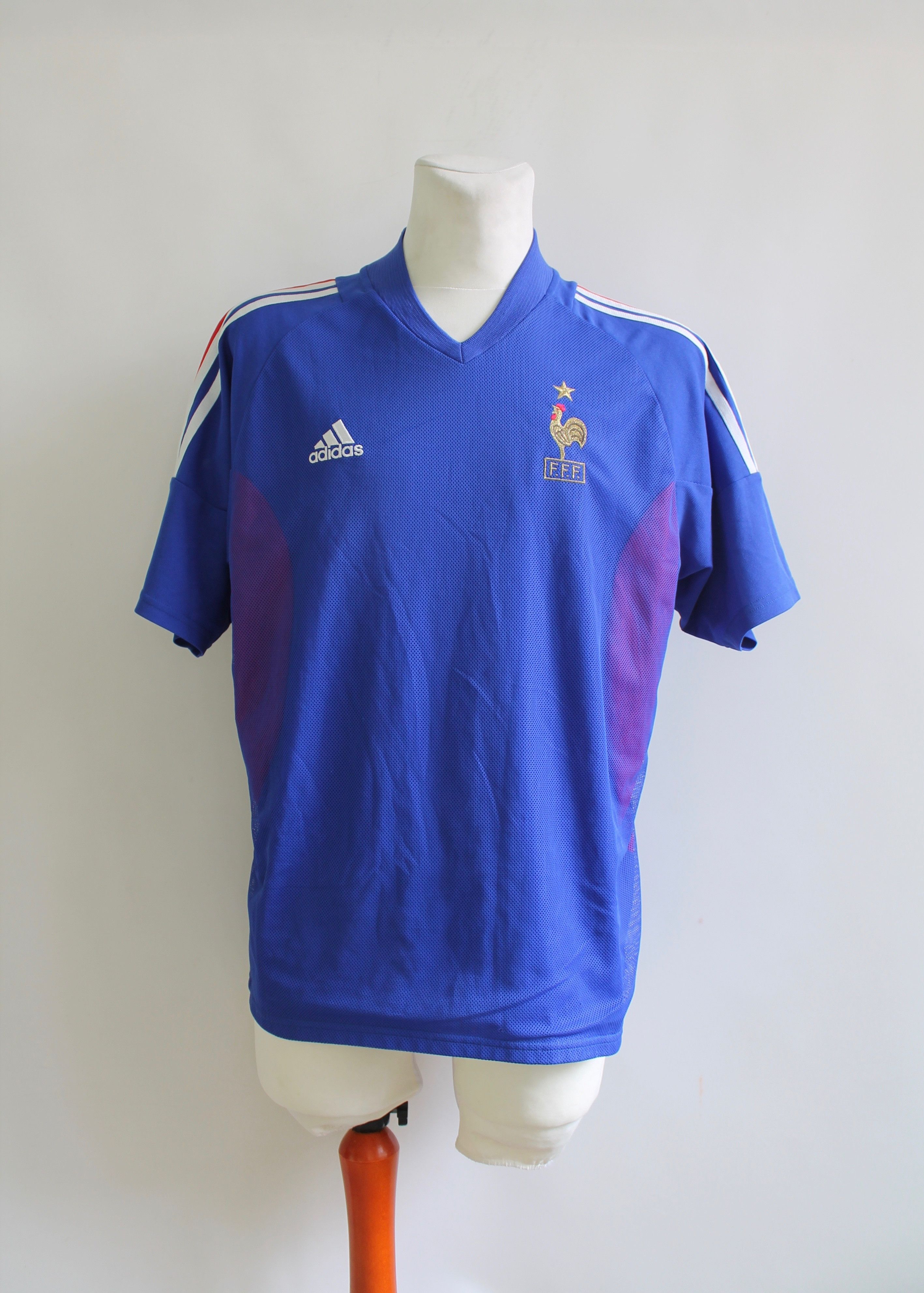 Adidas 2002 / 04 France Home #7 Pires Soccer National Team Jersey Size US L / EU 52-54 / 3 - 11 Thumbnail