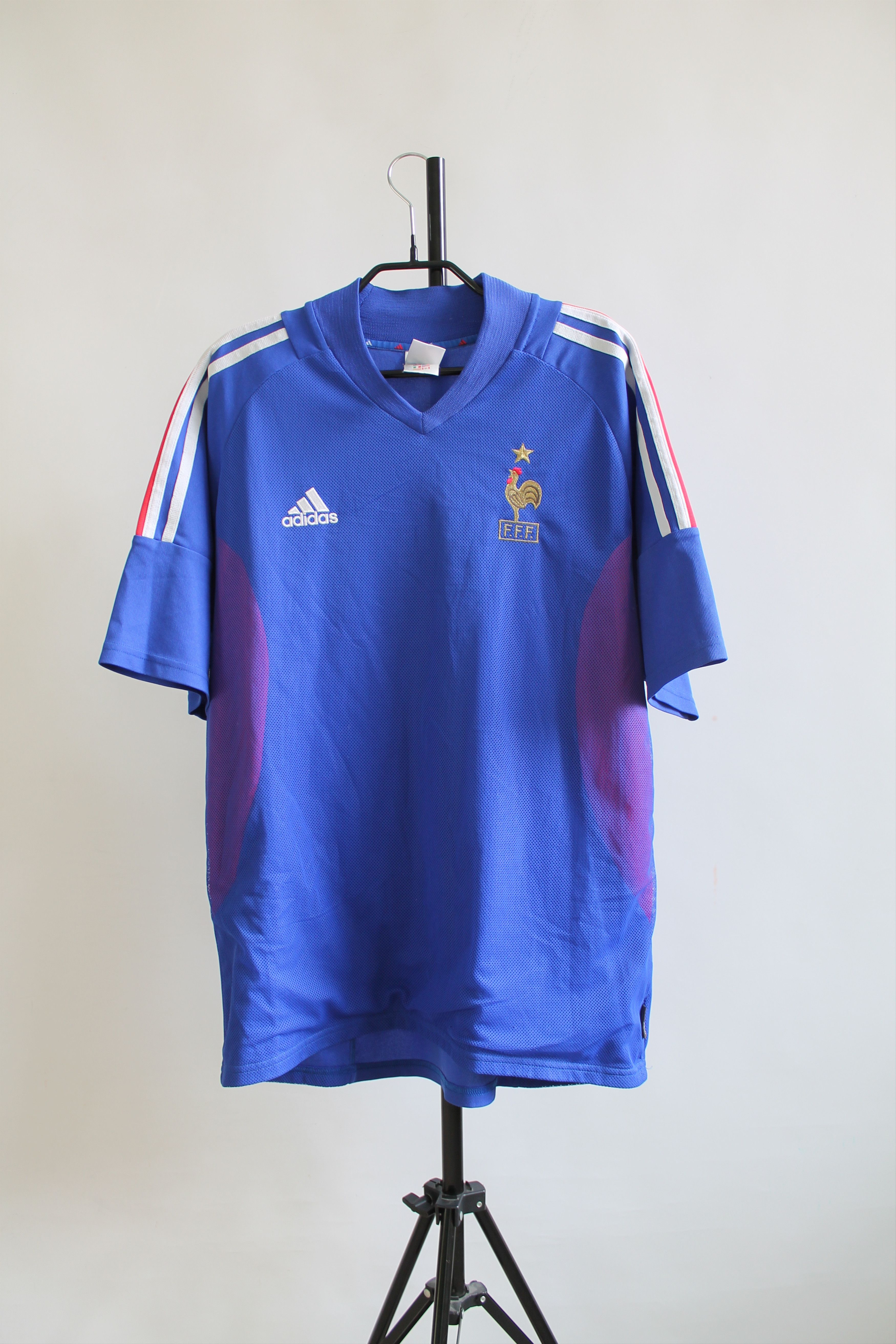 Adidas 2002 / 04 France Home #7 Pires Soccer National Team Jersey Size US L / EU 52-54 / 3 - 2 Thumbnail