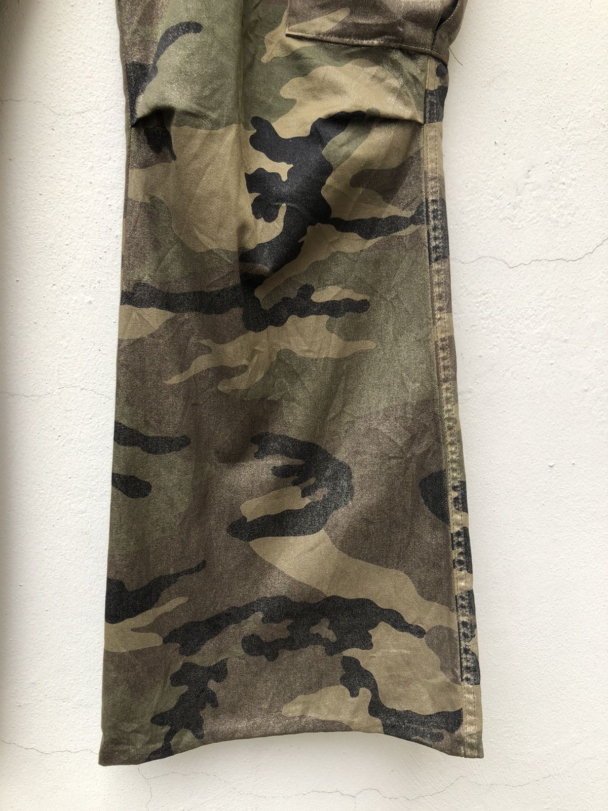 DRESSTERIOR Dress Camp Japan Shiny Camo Parachute Flare Cargo Trouser Size US 31 - 13 Thumbnail