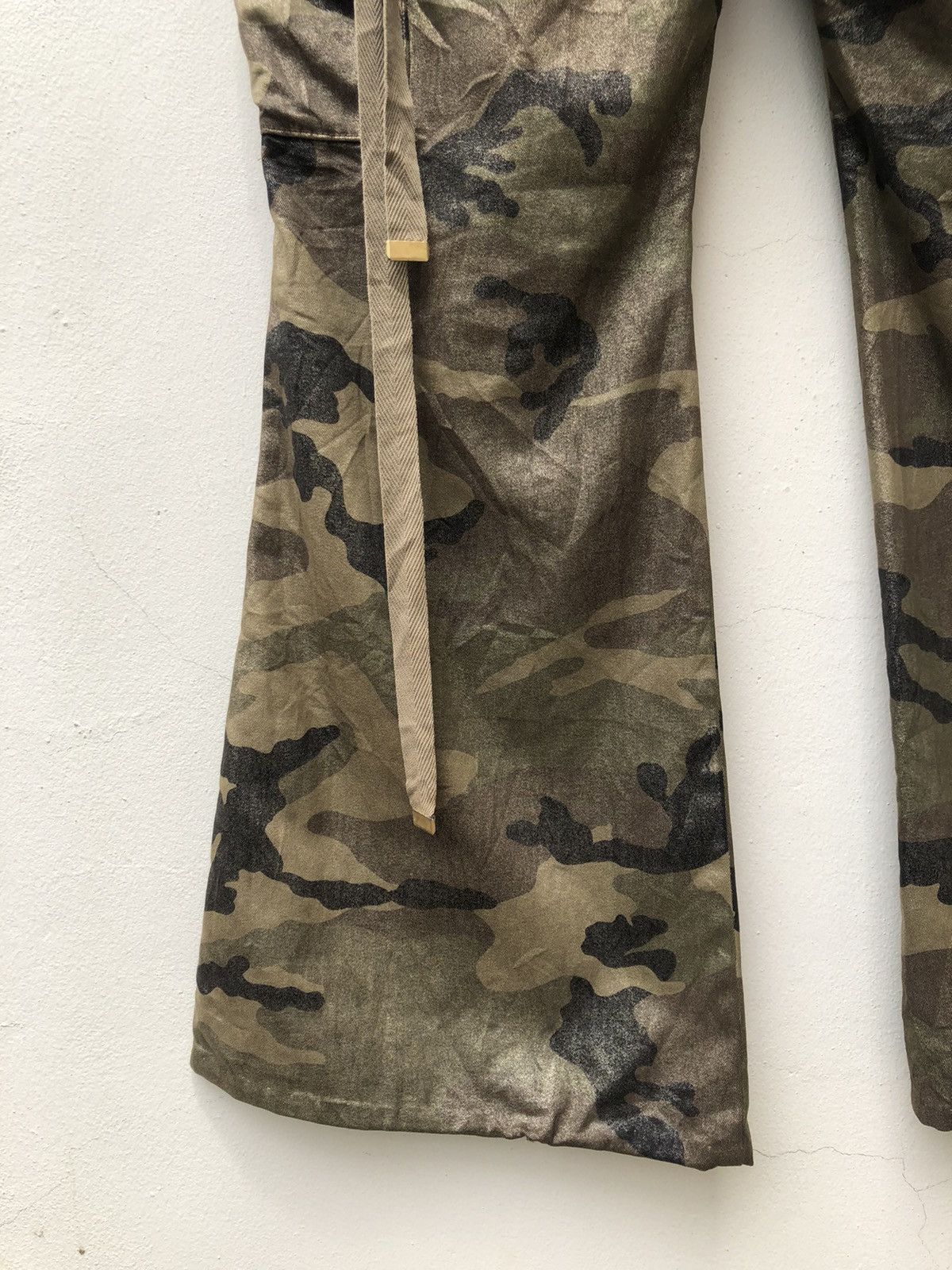 DRESSTERIOR Dress Camp Japan Shiny Camo Parachute Flare Cargo Trouser Size US 31 - 18 Thumbnail