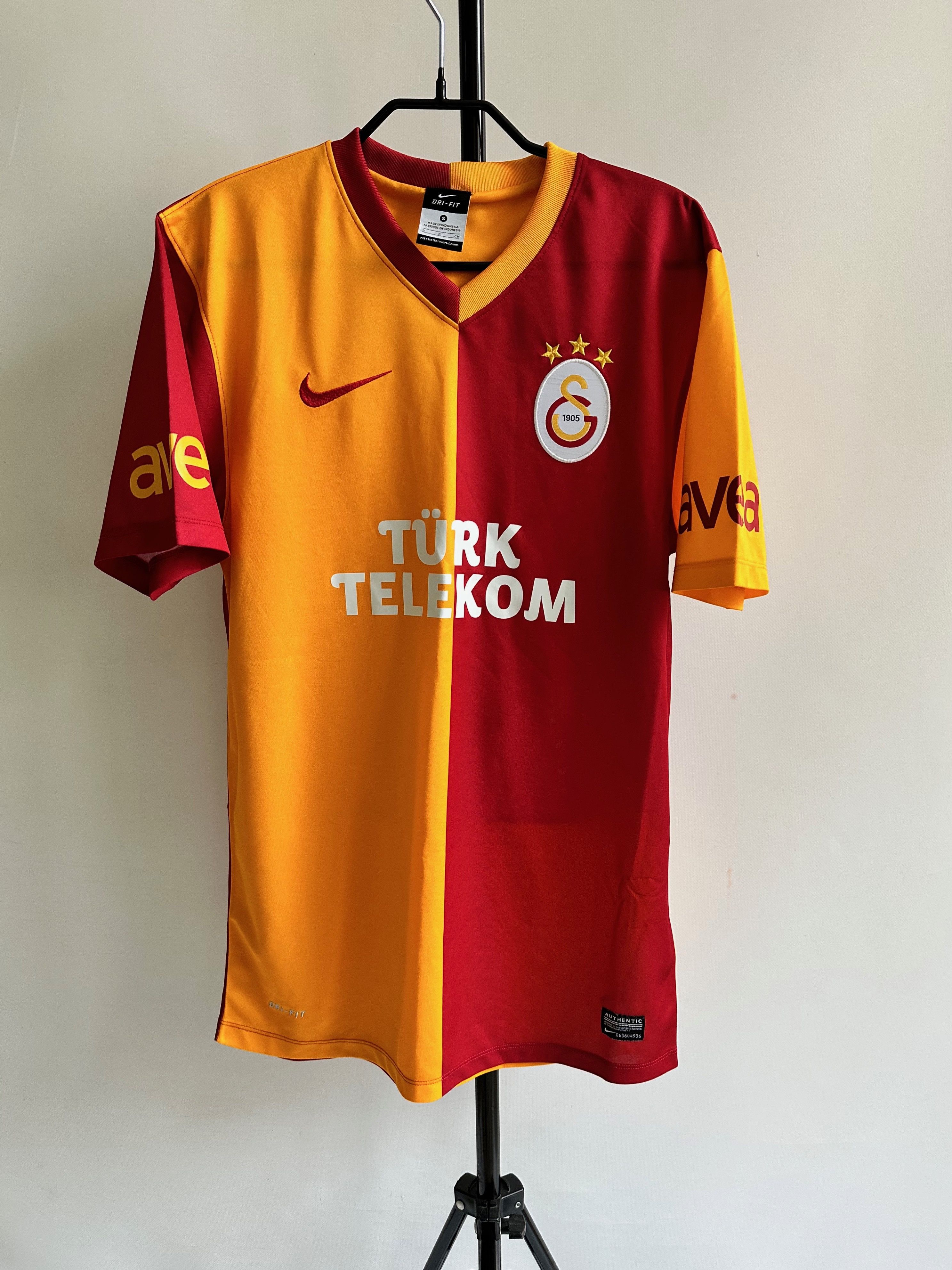 Nike 2012 Nike Galatasaray Turkey Soccer Jersey Shirt Football Size US S / EU 44-46 / 1 - 1 Thumbnail