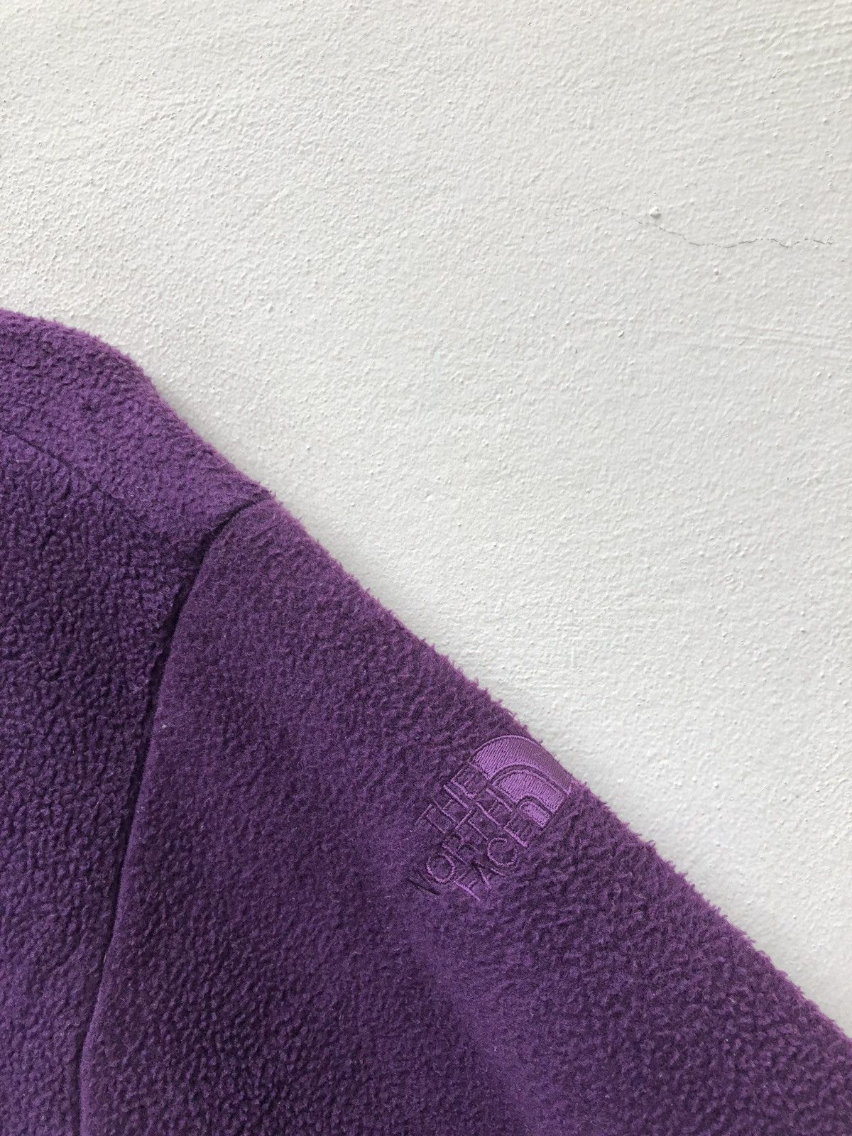 The North Face Vintage 90s The North Face Purple Fleece Sweater Zipper Size US L / EU 52-54 / 3 - 3 Thumbnail