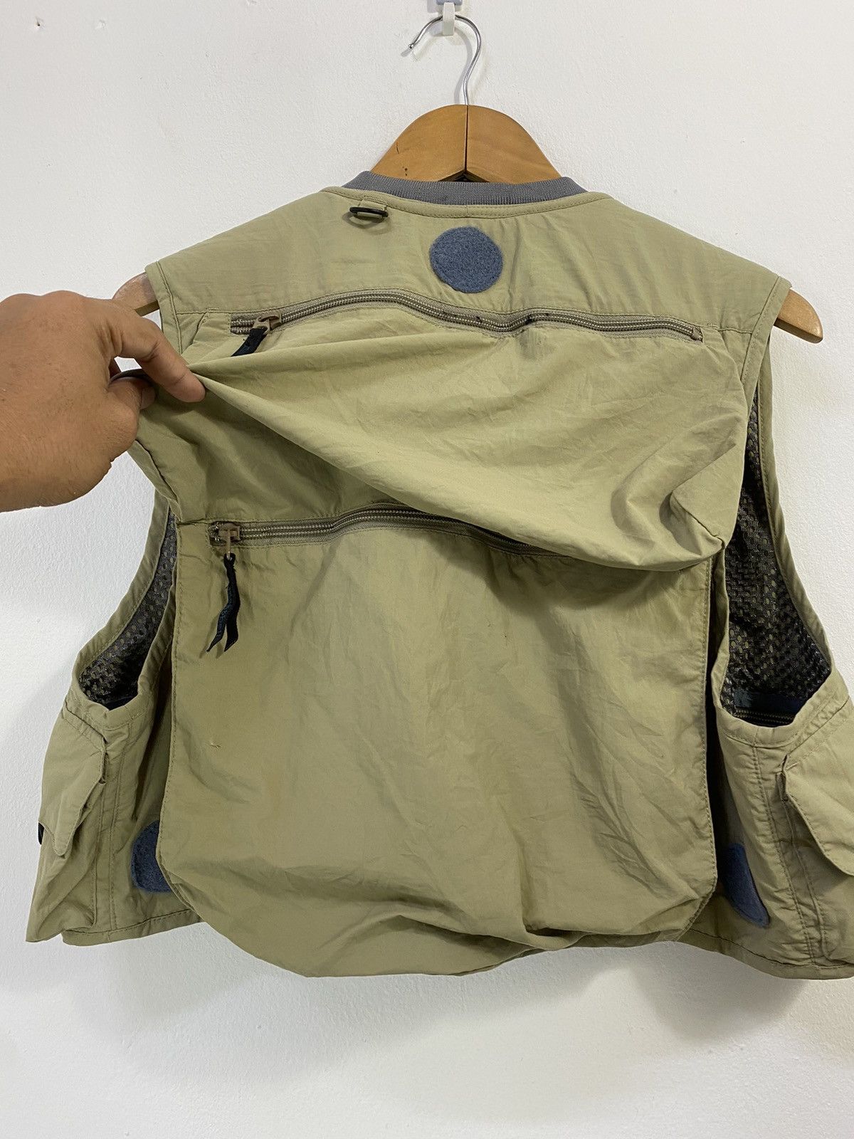 Montbell Montbell Vest 12nPocket Design Small Logo Rare Size US M / EU 48-50 / 2 - 9 Thumbnail