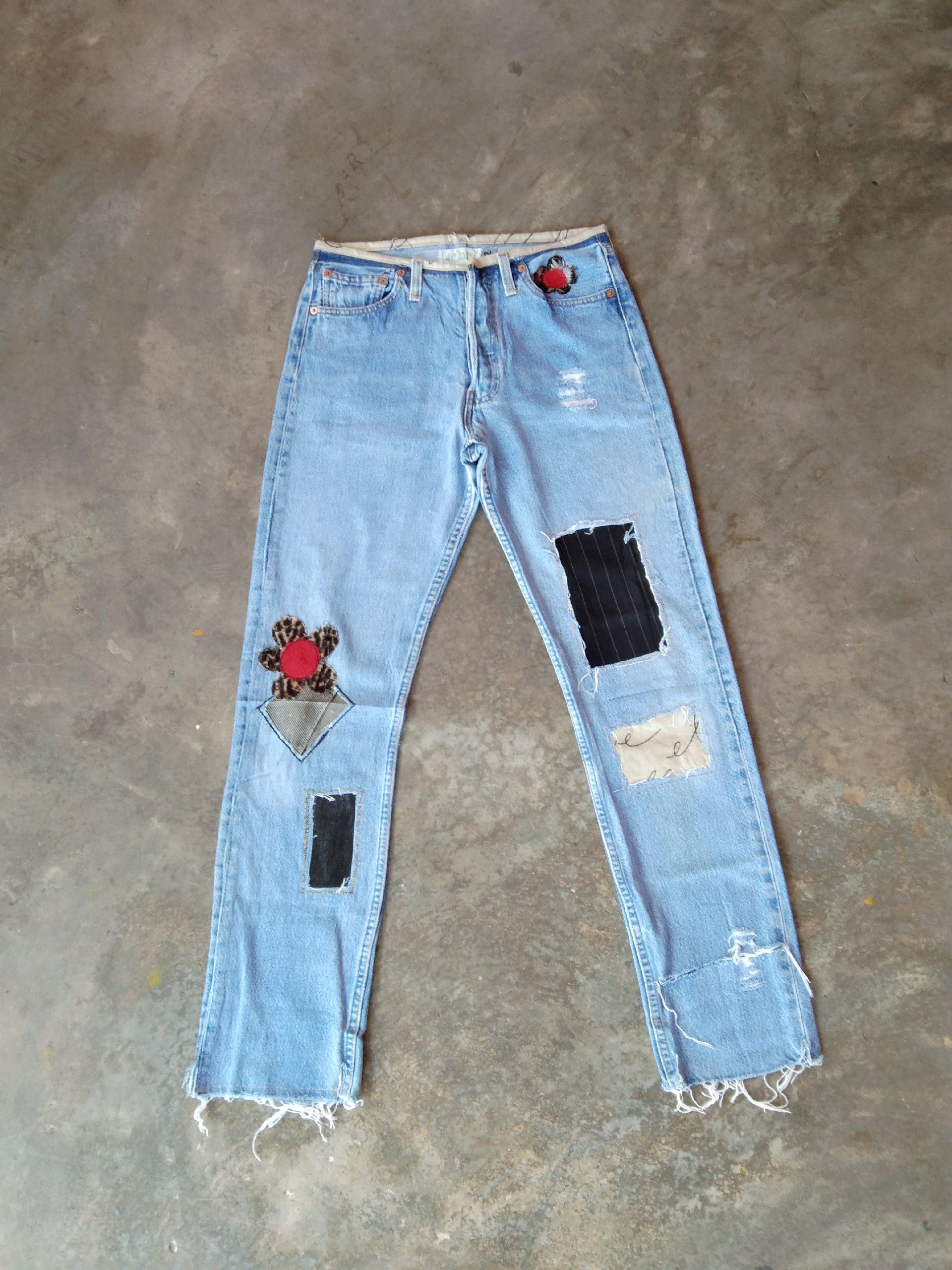 Levi's 90s Vintage Levi's 501 Made In USA Dstressed Jeans 28x30 Size US 28 / EU 44 - 1 Thumbnail