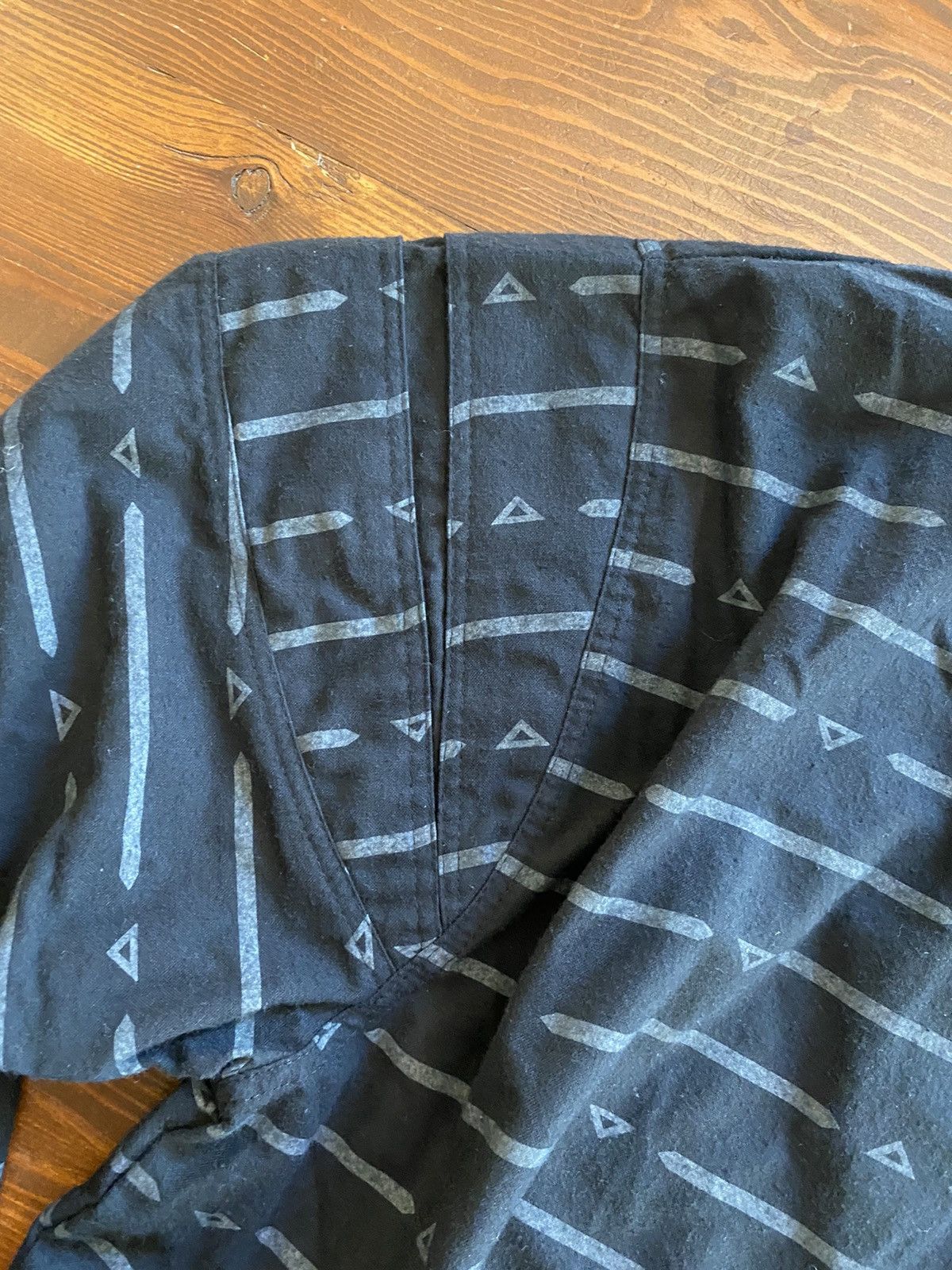 Vintage Vintage 90’s Striped Henley Style Long Sleeve Tee Size US L / EU 52-54 / 3 - 5 Thumbnail