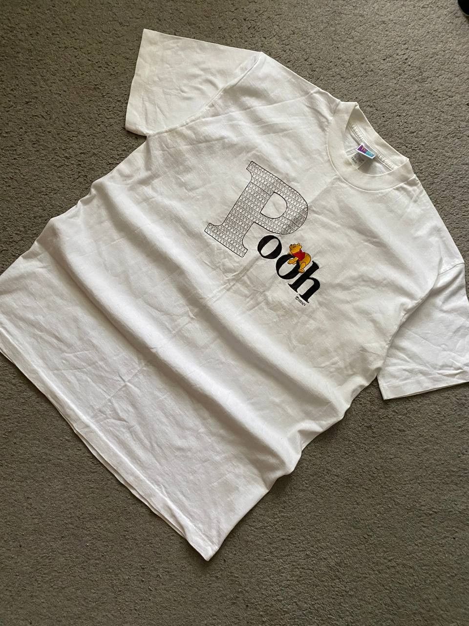 Disney × Vintage Vintage 90s Winnie The Pooh Graphic Tee Shirt/ Embroid L T37 Size US XL / EU 56 / 4 - 1 Thumbnail