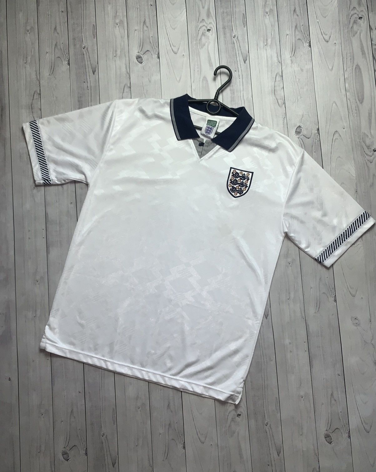 Vintage Vintage retro soccer jersey England size L Size US L / EU 52-54 / 3 - 1 Thumbnail
