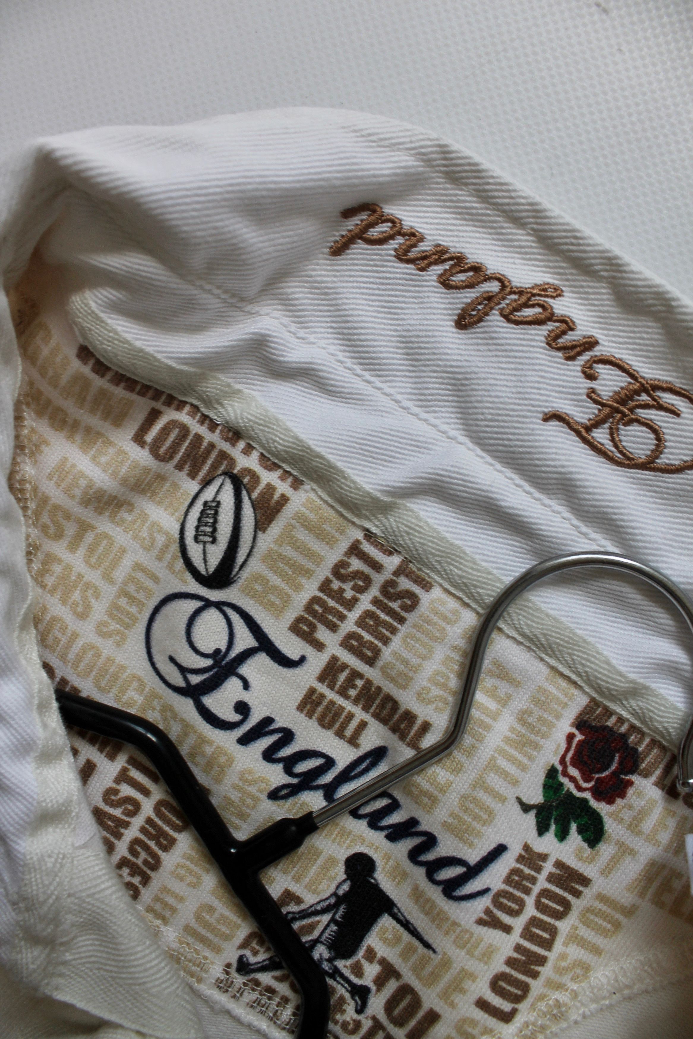 Cotton Traders Cotton Traders England XV Rugby team Polo Shirt 4XL cream Size US XXL / EU 58 / 5 - 12 Thumbnail