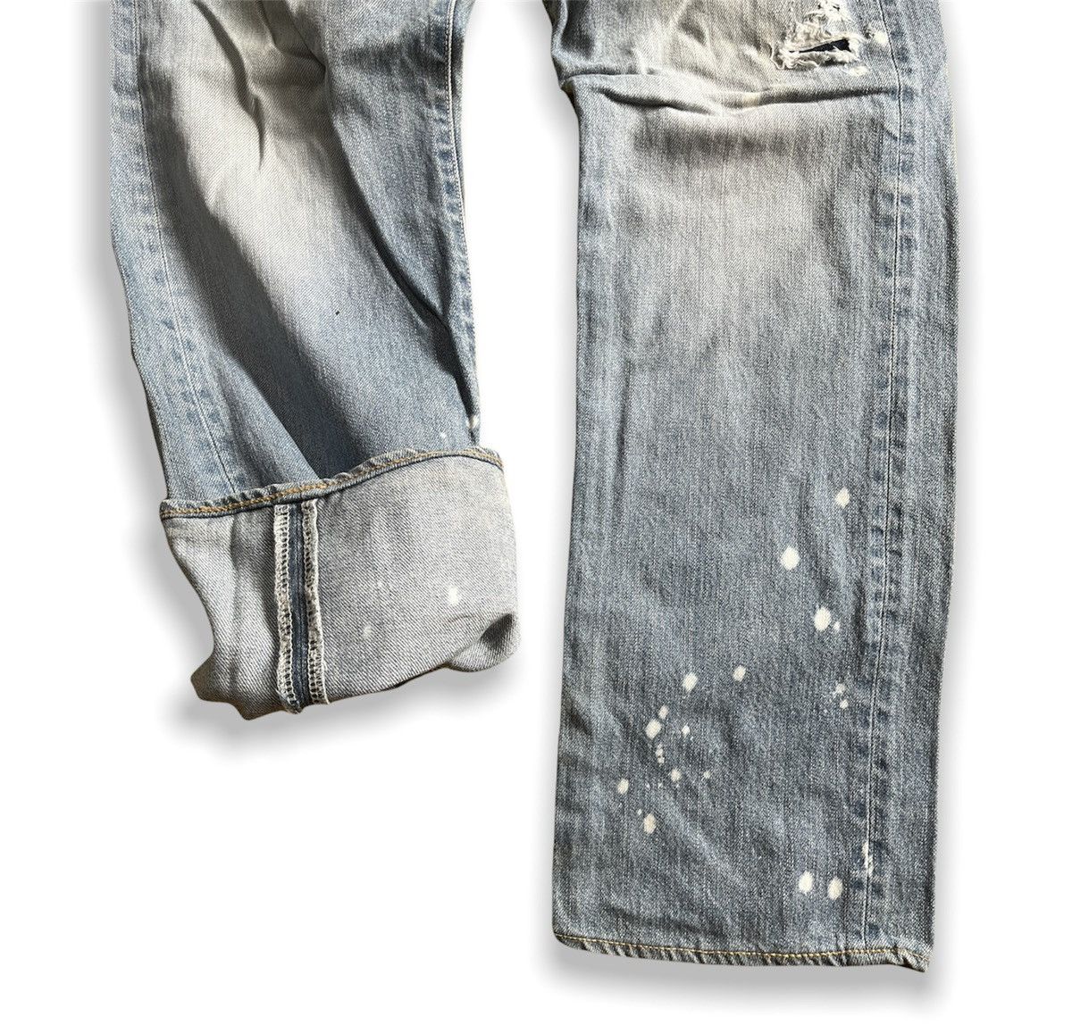 Blue Blue Japan × Vintage DISTRESSED MUD WASH BLUE BLUE DENIM JEANS PAINT SPLATTERED Size US 31 - 10 Thumbnail