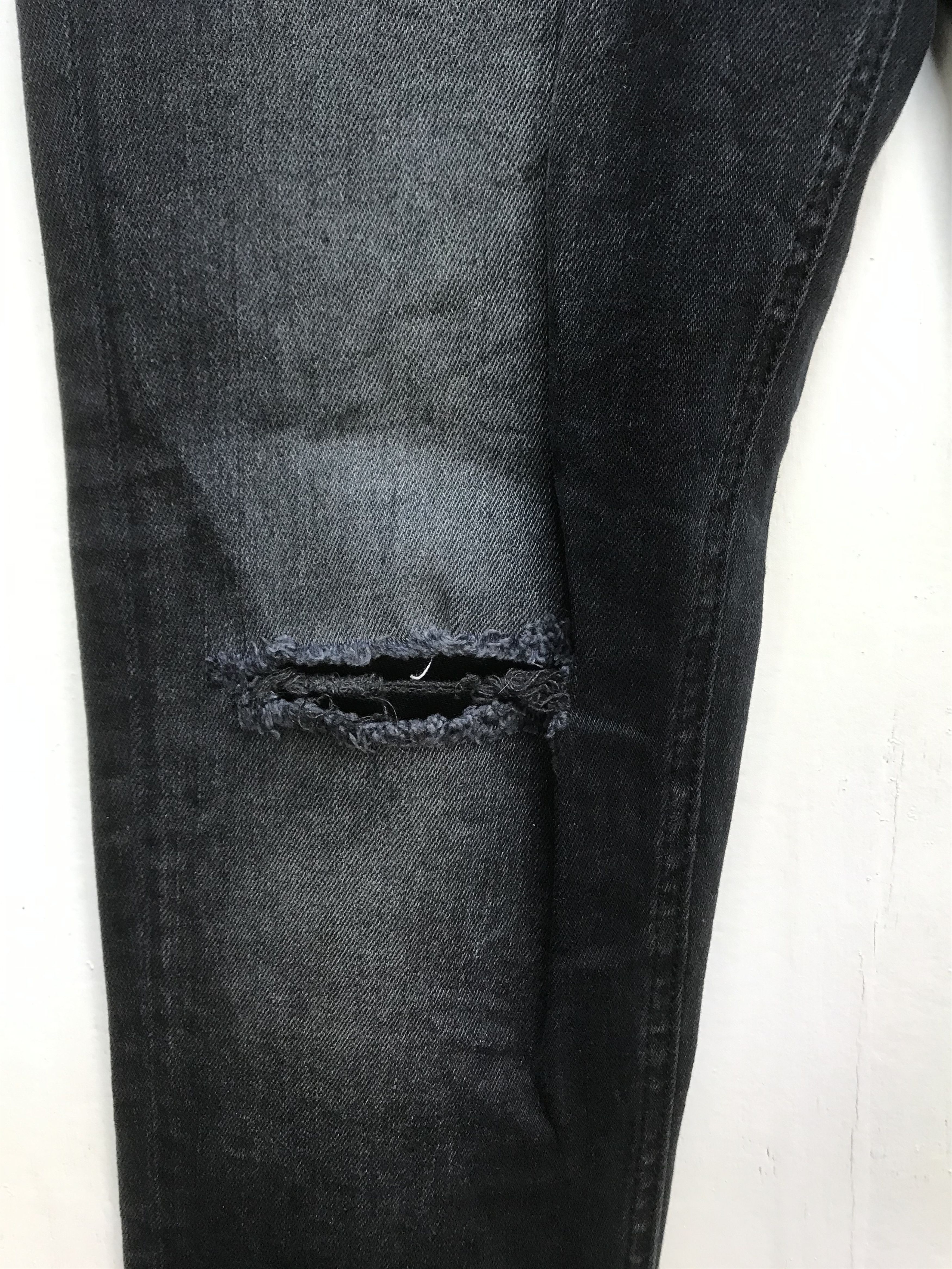 Rag & Bone RAG & BONE USA DISTRESSED DAMAGE STYLE JEANS Size US 29 - 2 Thumbnail