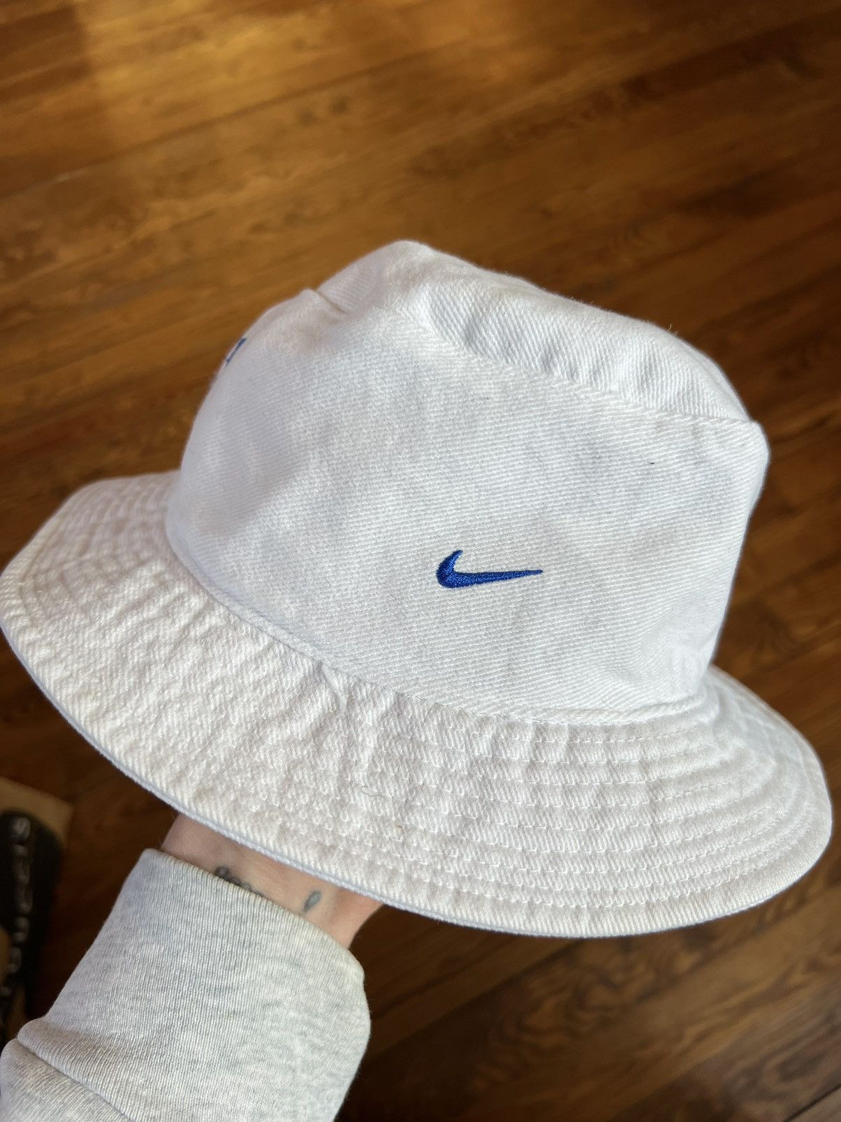 Nike × Vintage Vintage Nike Swoosh Bucket Hat Size ONE SIZE - 1 Thumbnail