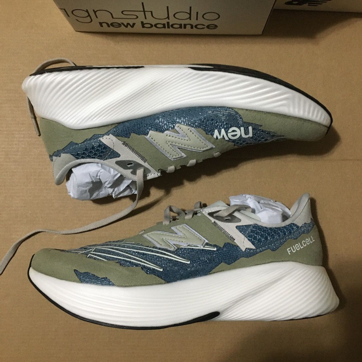New Balance × Stone Island Tokyo Design Studio FuelCell RC Elite v2 Size US 9.5 / EU 42-43 - 5 Thumbnail