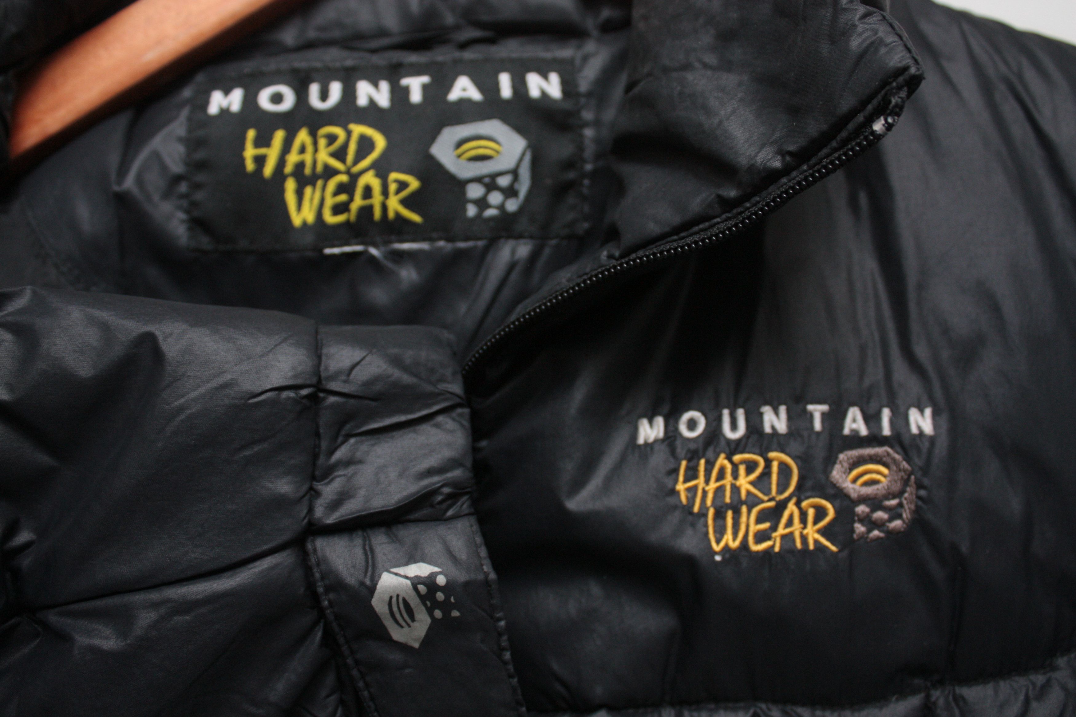 Mountain Hardwear Mountain Hardwear Black Puffer Down Jacket Men's Size US L / EU 52-54 / 3 - 5 Thumbnail