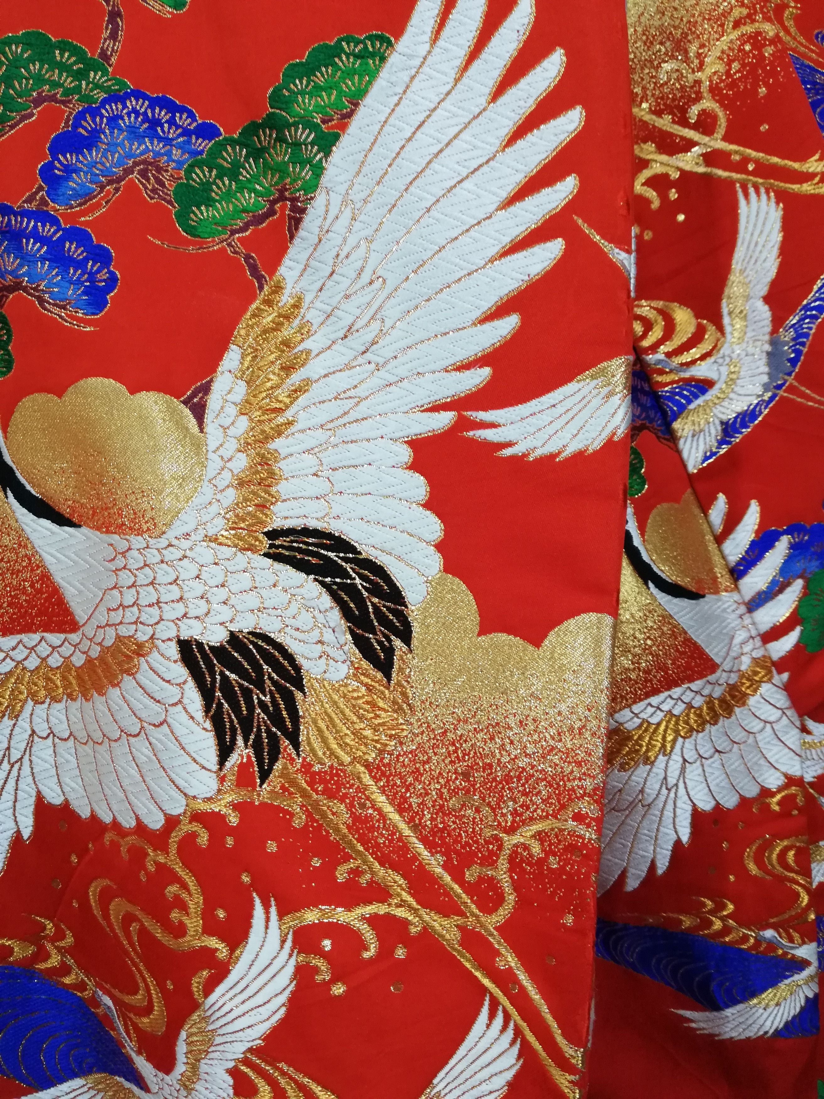 Japanese Brand 🔥Framed Vintage Japanese 🇯🇵 Ceremonial Wedding Kimono Size US L / EU 52-54 / 3 - 11 Thumbnail
