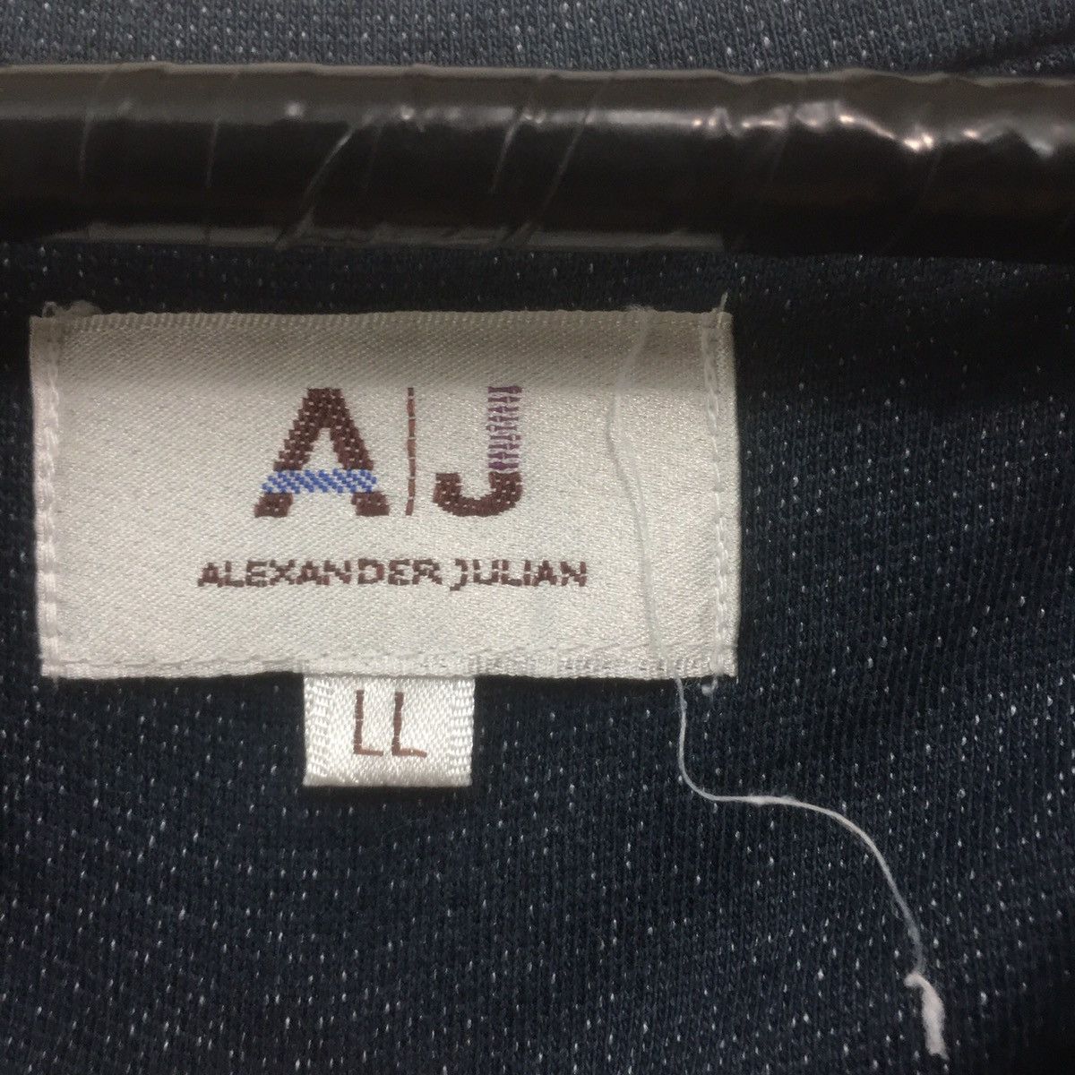 Alexander Julian × Designer × Vintage Alexander Julian Sweatshirt Vneck Pullover Jumper Sweater Size US M / EU 48-50 / 2 - 4 Thumbnail