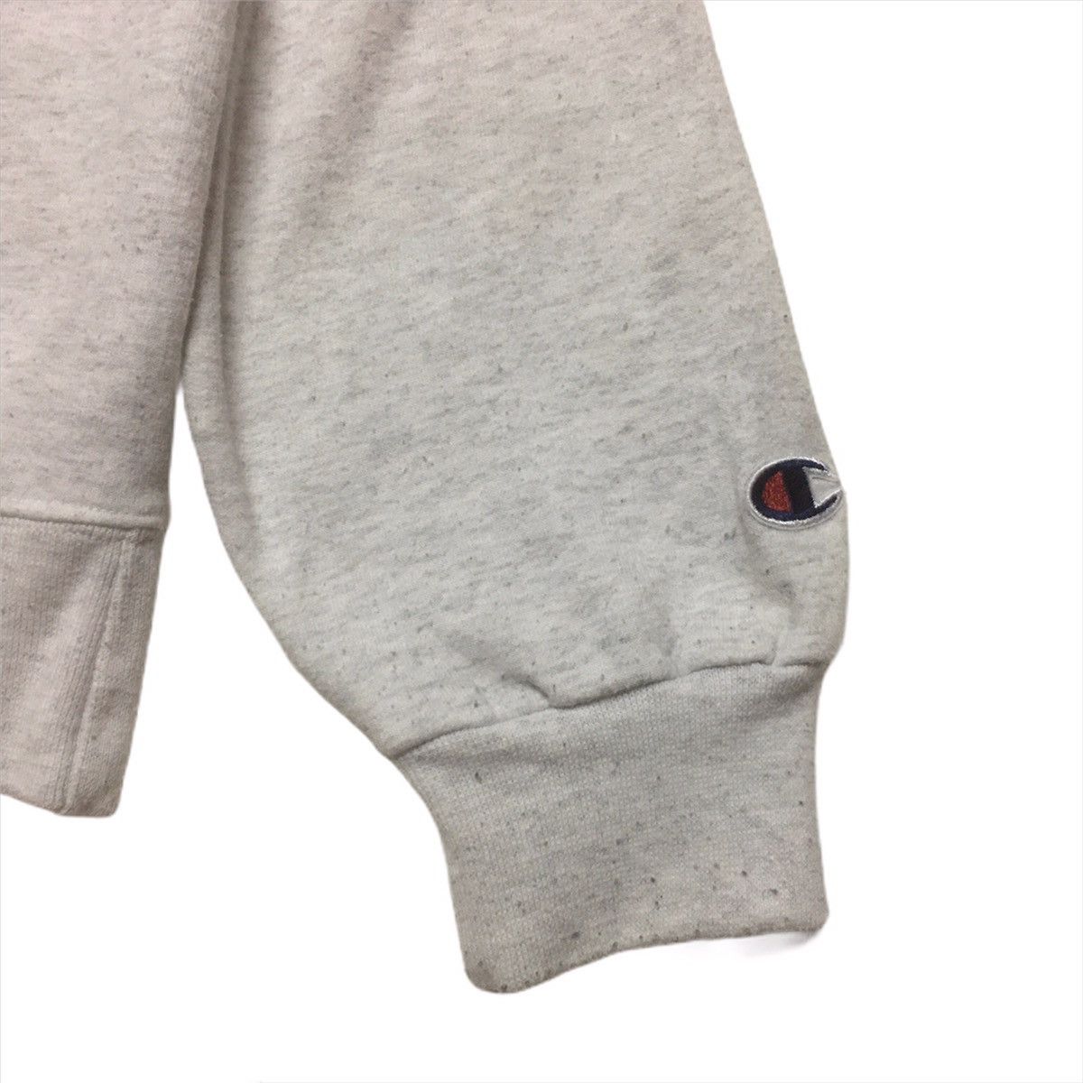 Champion × Vintage Vintage Champion Sweatshirt Crewneck Small Logo Embroidery Size US L / EU 52-54 / 3 - 3 Thumbnail