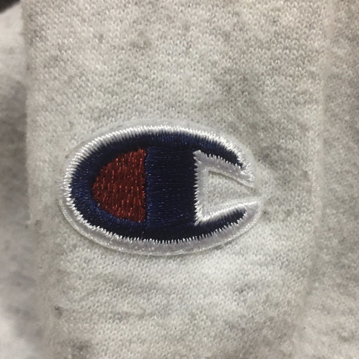 Champion × Vintage Vintage Champion Sweatshirt Crewneck Small Logo Embroidery Size US L / EU 52-54 / 3 - 4 Thumbnail