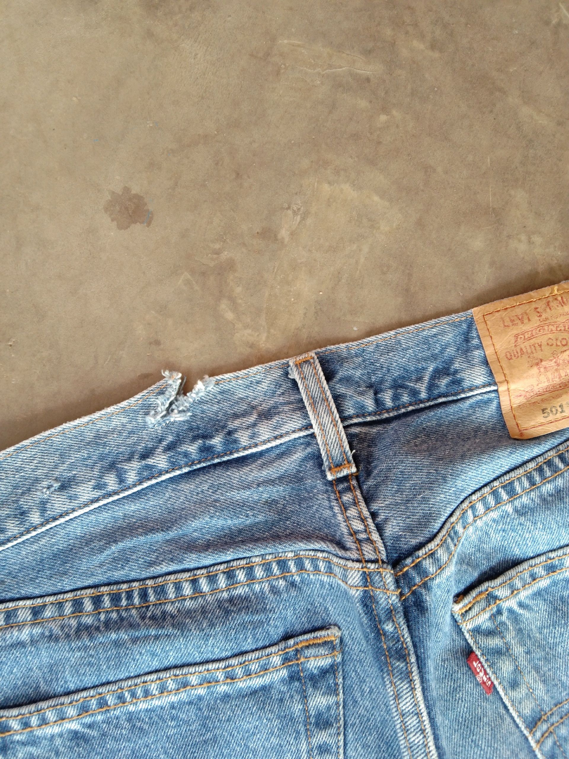 Levi's Vintage Levi's 501 Distressed Jeans 31x30 Size US 31 - 3 Thumbnail