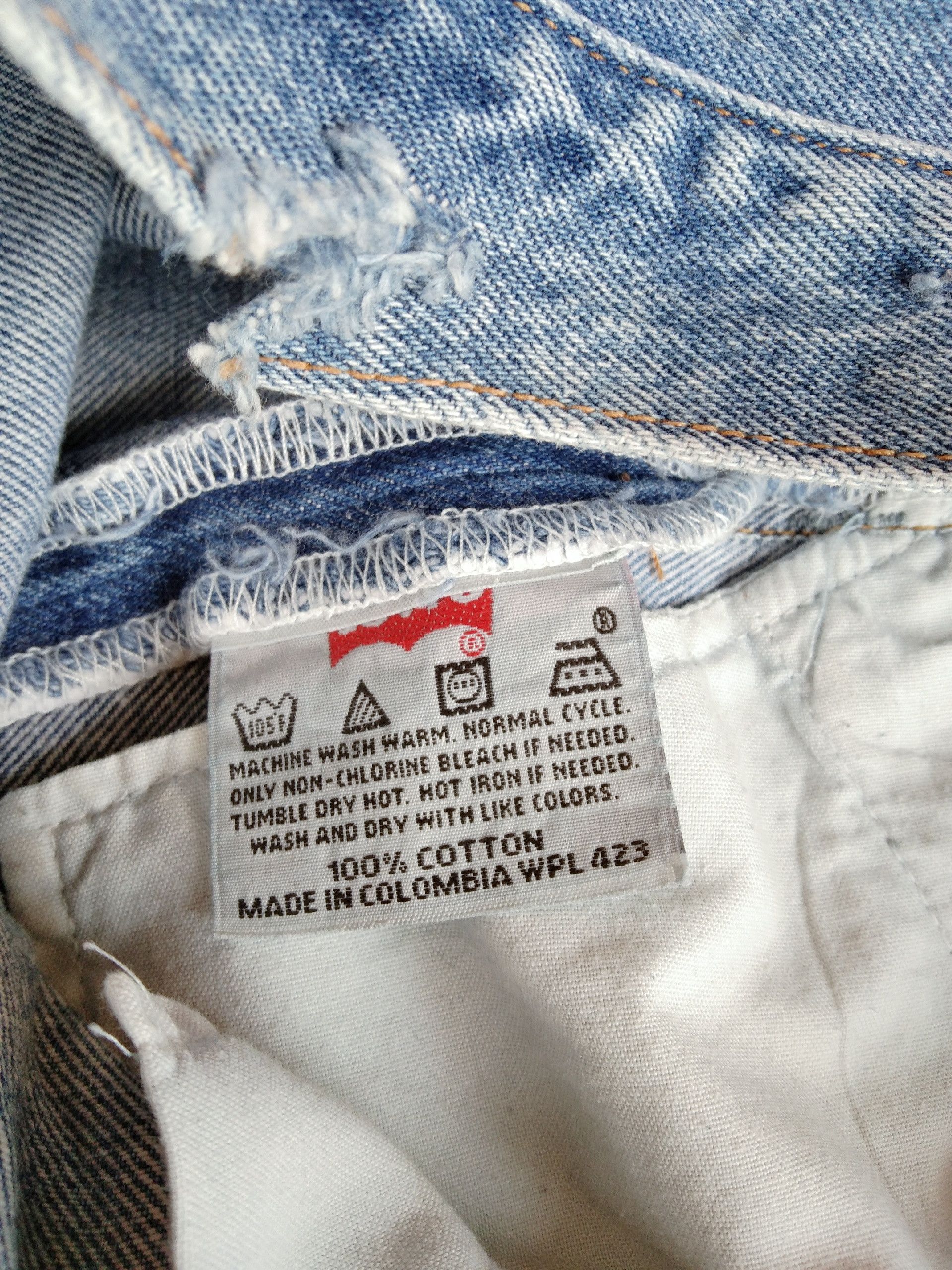 Levi's Vintage Levi's 501 Distressed Jeans 31x30 Size US 31 - 9 Thumbnail