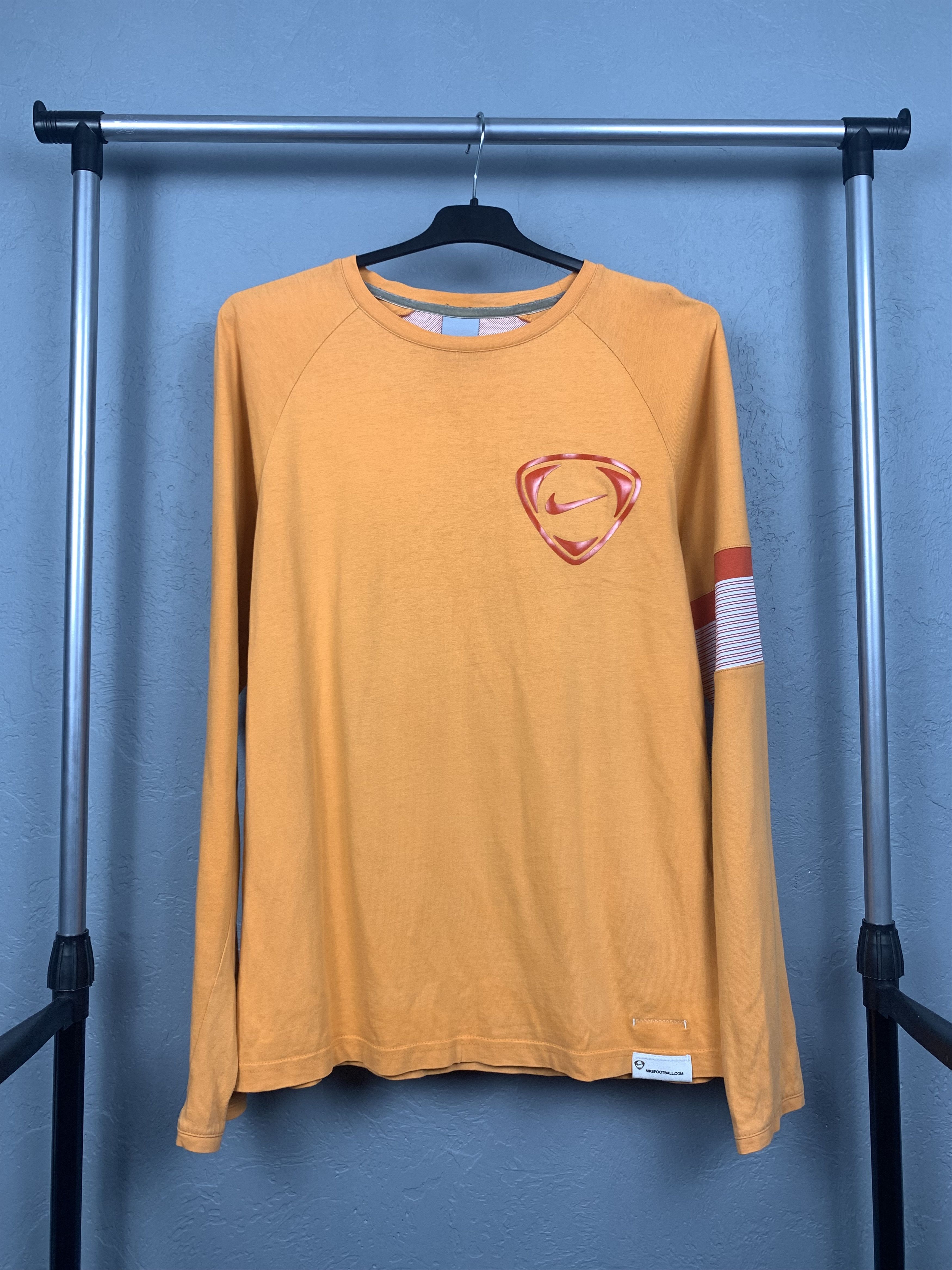 Nike × Vintage Nike 90s Vintage Long Sleeve T-Shirt Size M Size US M / EU 48-50 / 2 - 1 Thumbnail
