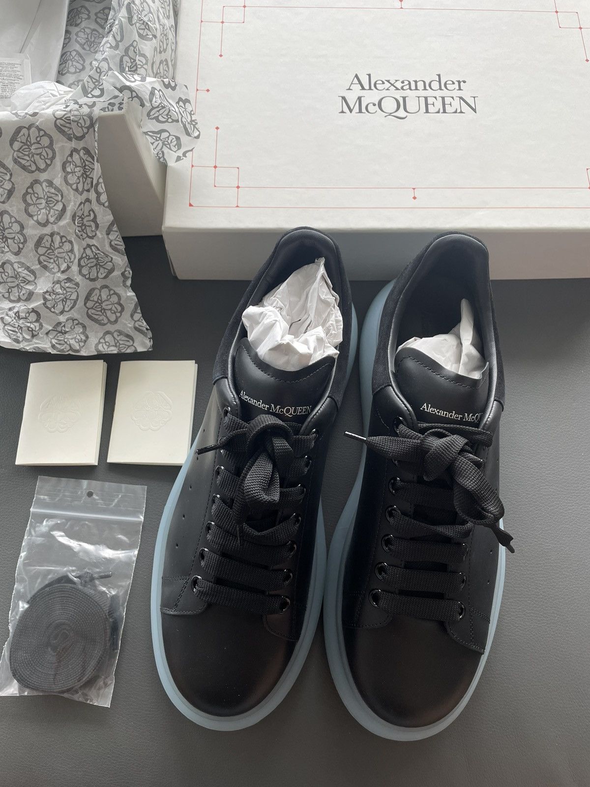 Alexander McQueen Limited Edition Alexander McQueen Leather Sneaker Size US 11.5 / EU 44-45 - 7 Thumbnail