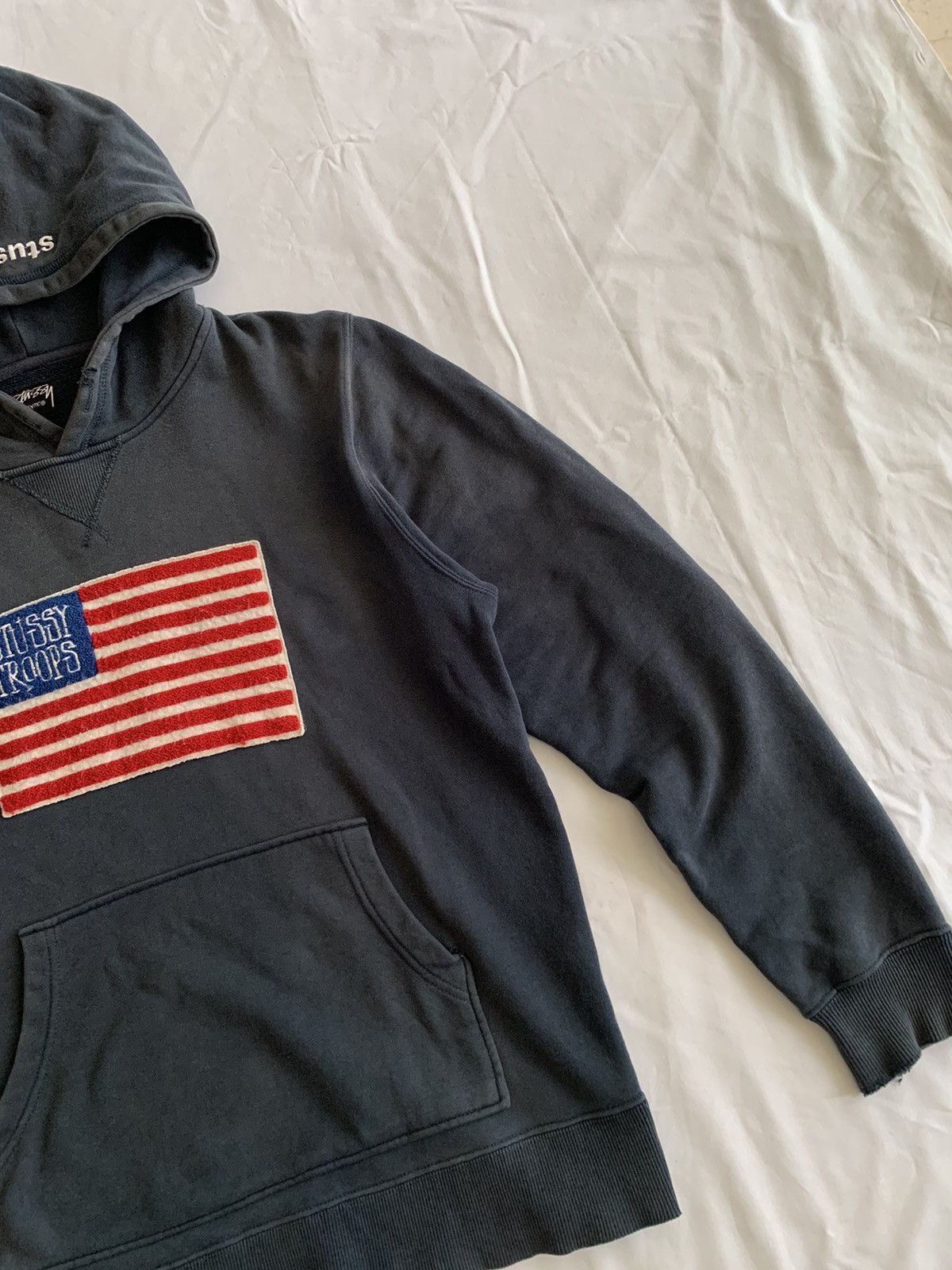 Stussy Sick🔥Sunfaded Stussy Troops Embroidered American Flag Hoodie Size US M / EU 48-50 / 2 - 6 Thumbnail