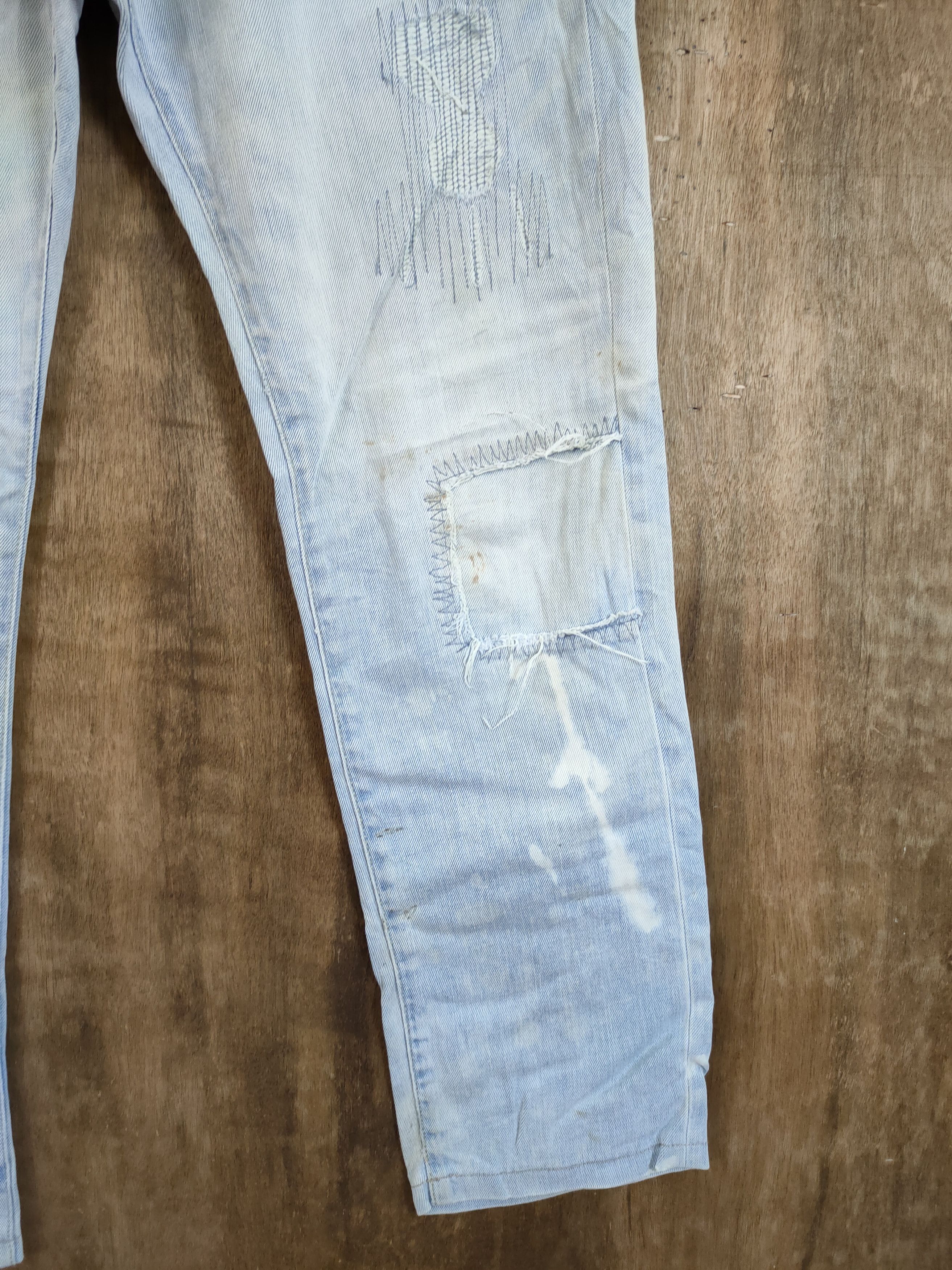 Global Work Global Work distressed patchwork denim pants #46-718 Size US 32 / EU 48 - 2 Thumbnail