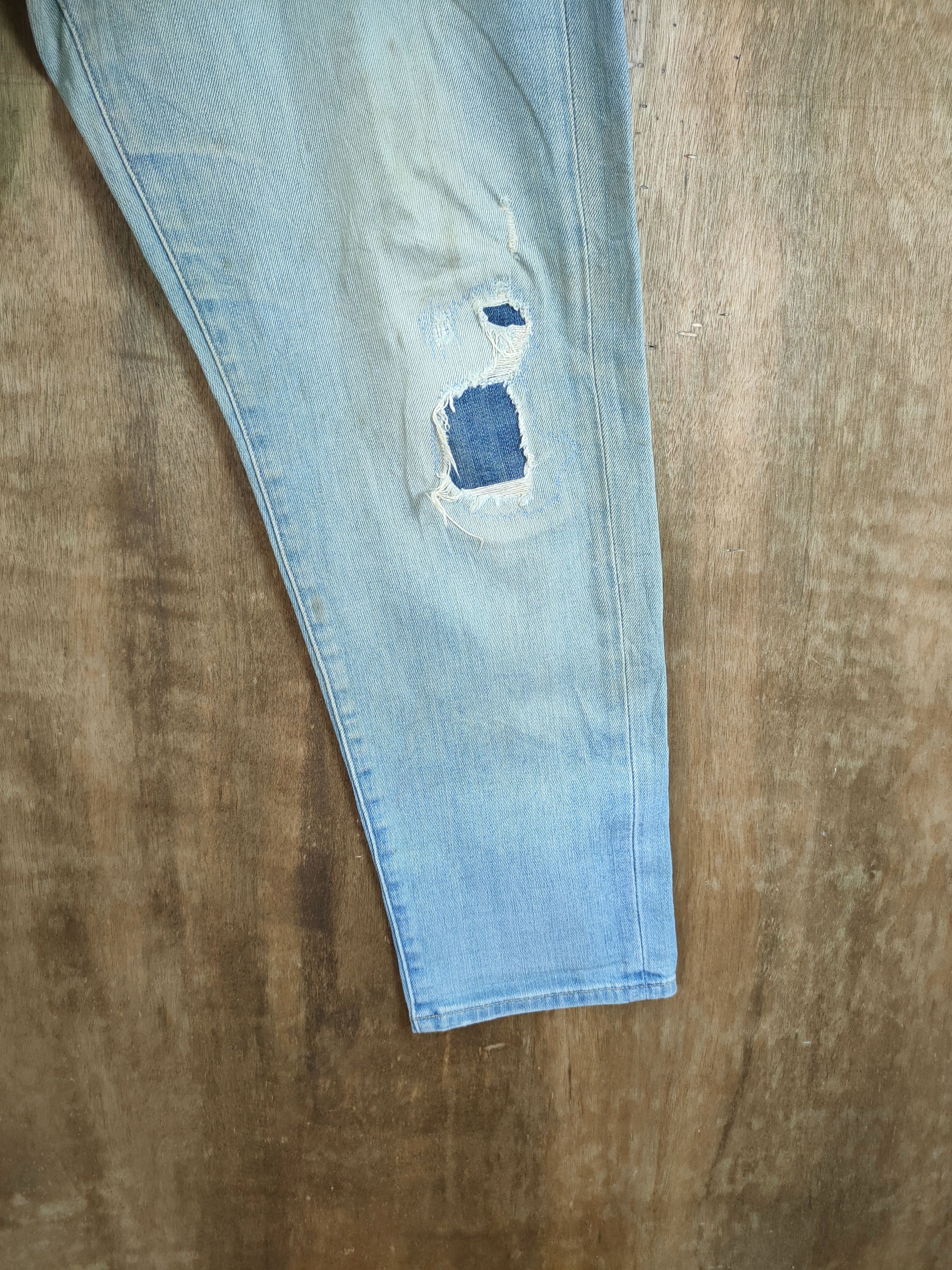 Uniqlo uniqlo distressed denim dirty style vintage pants #46-775 Size US 34 / EU 50 - 2 Thumbnail
