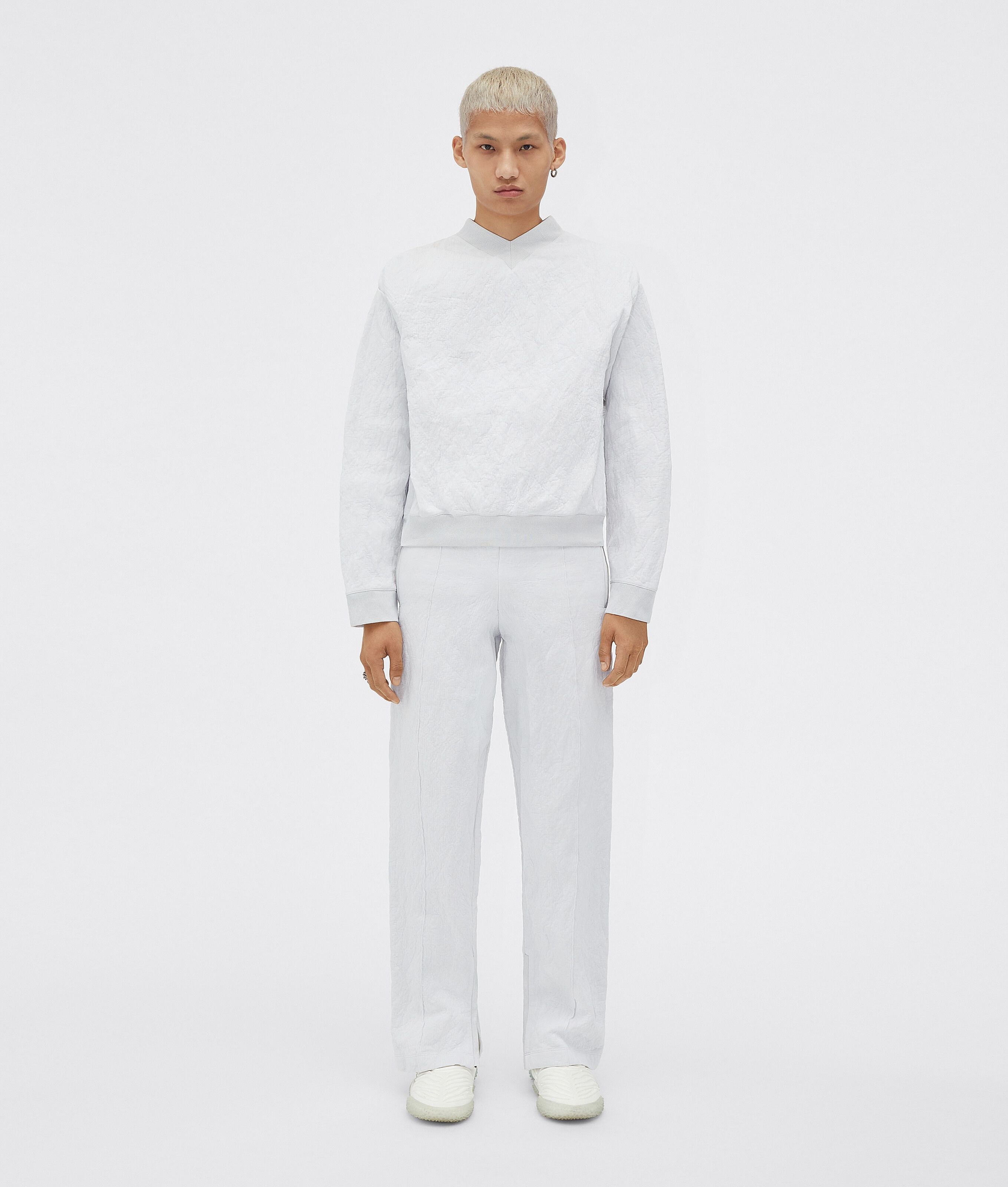 o1loc1c0723 Sweater LW Tech Metal Double in Chalk