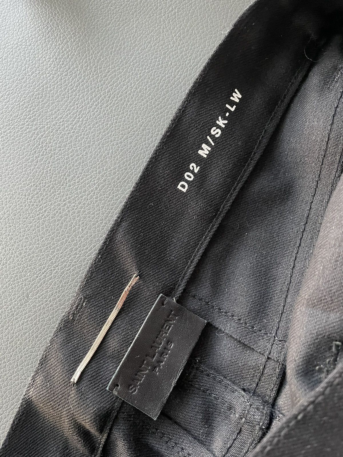 Hedi Slimane × Saint Laurent Paris × Yves Saint Laurent Super Runway Hedi D02 Trash Ripped Distressed Denim Jeans Size US 29 - 11 Thumbnail