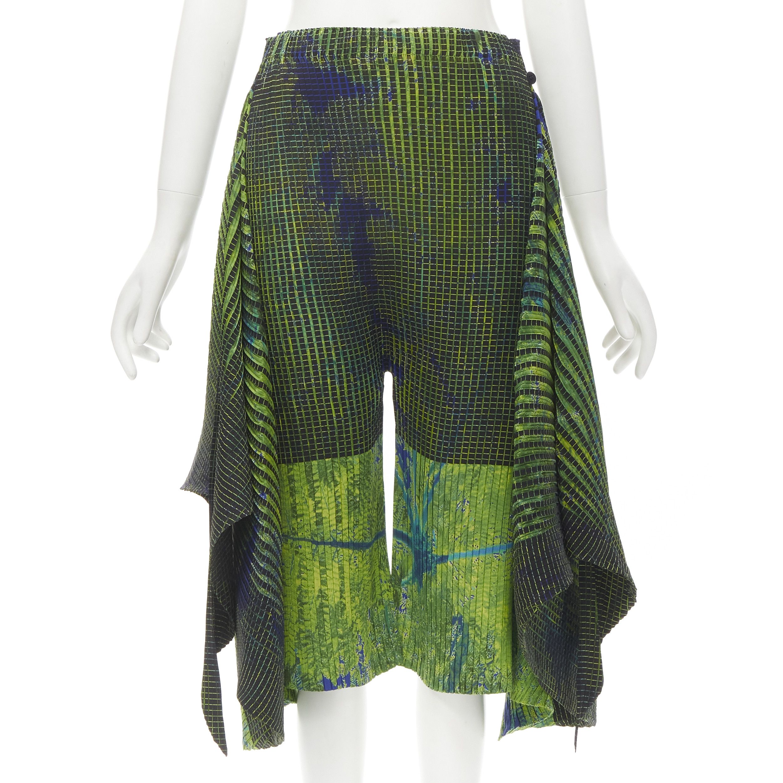 image of Issey Miyake Green Blue Abstract Print Wrap Draped Culotte Shorts S, Women's (Size 26)