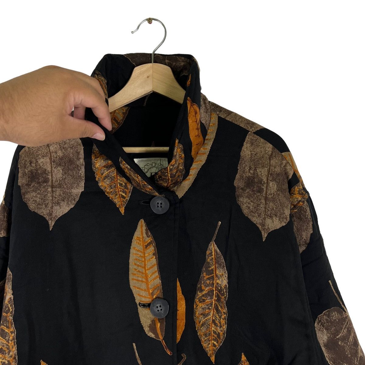 Japanese Brand VINTAGE JULIE LATOUR FULL PRINT FLORAL LONG JACKET Size US M / EU 48-50 / 2 - 5 Thumbnail