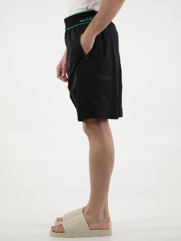 o1loc1c0723 Shorts Tech Nylon in Nero