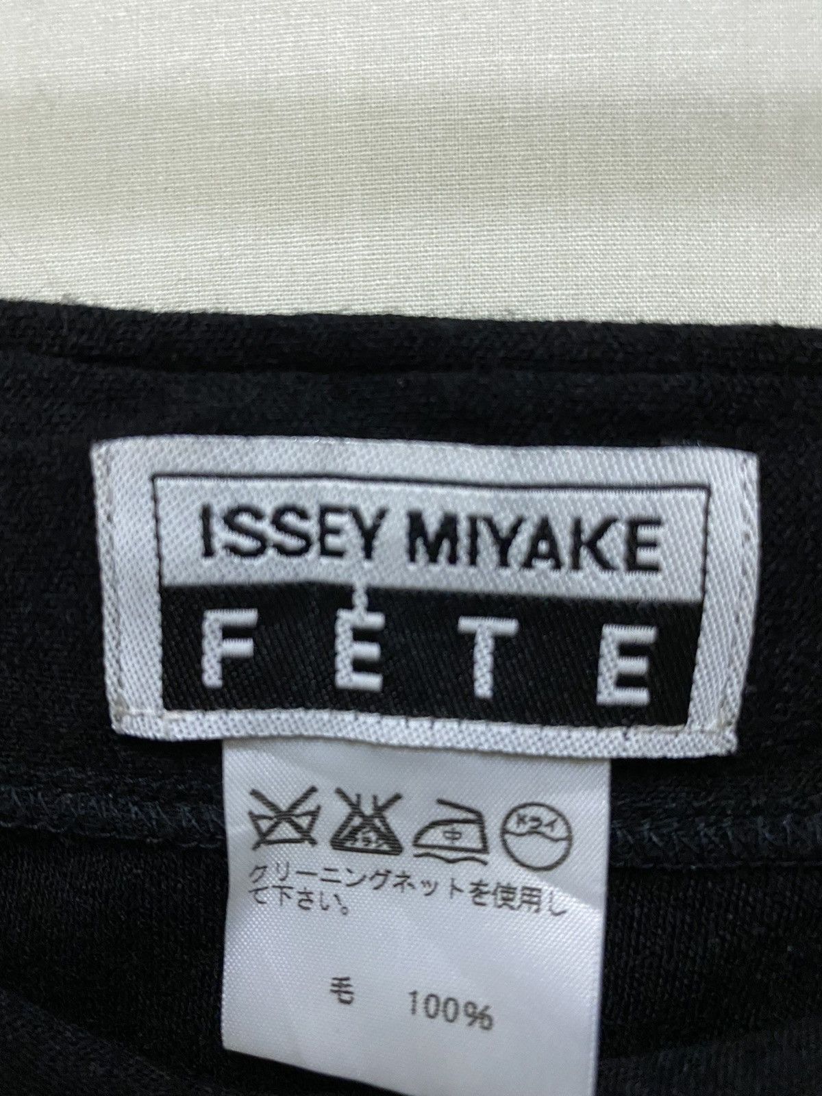 Issey Miyake FETE by Issey Miyake Skirt Size 28" / US 6 / IT 42 - 7 Thumbnail