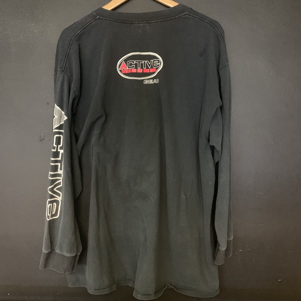 Vintage Active Gear nba Basketball Long Sleeve Shirt not shoes Size US XXL / EU 58 / 5 - 2 Thumbnail