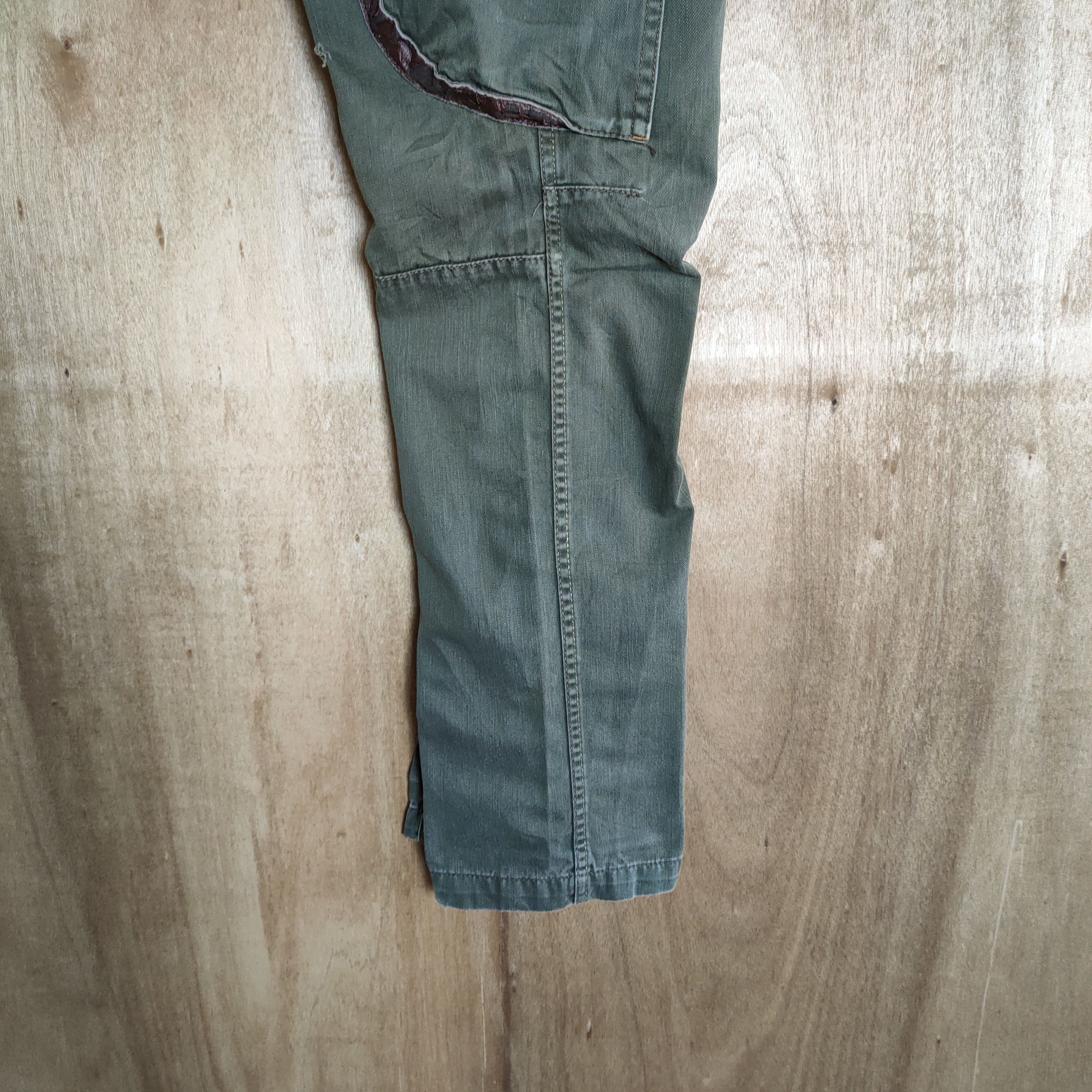 Japanese Brand JAPANESE BRAND VINTAGE FADED GREEN CARGO PANTS Size US 32 / EU 48 - 14 Thumbnail