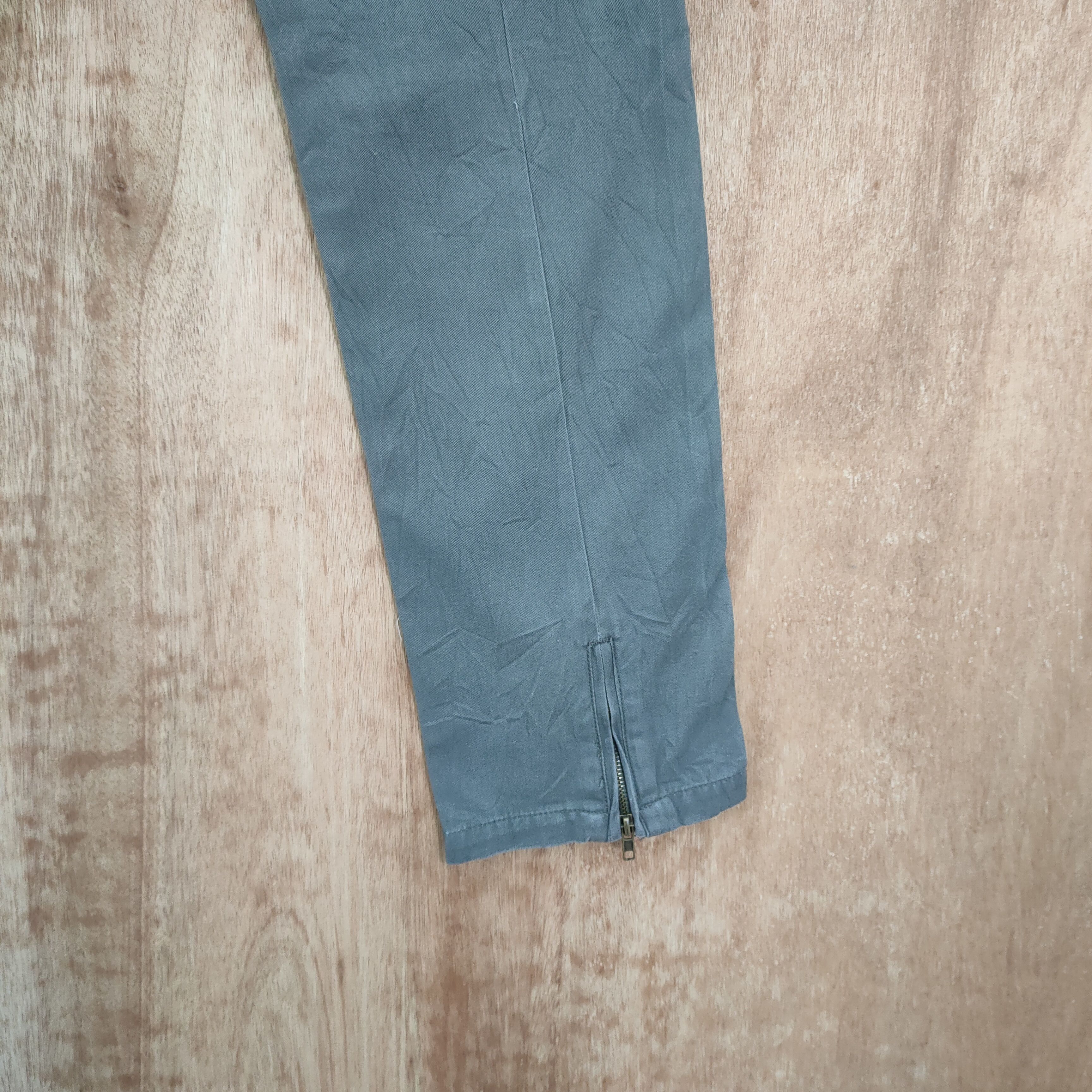 Imperious IMPROVES CARGO PANTS / ZIPPER LEG OPEN Size US 30 / EU 46 - 15 Thumbnail