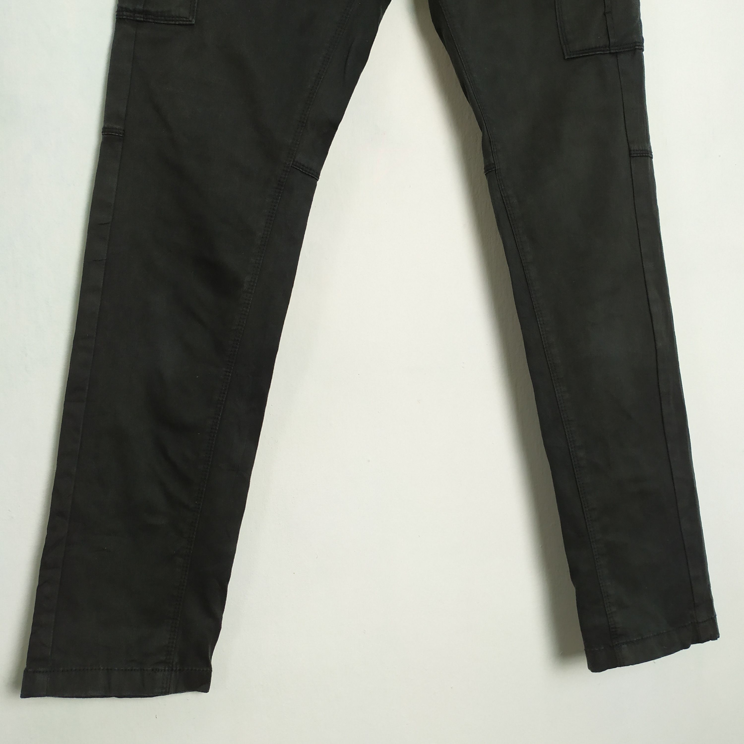 Japanese Brand × Vision Streetwear ELLE BLACK SKINNY CARGO PANTS Size US 29 - 3 Thumbnail