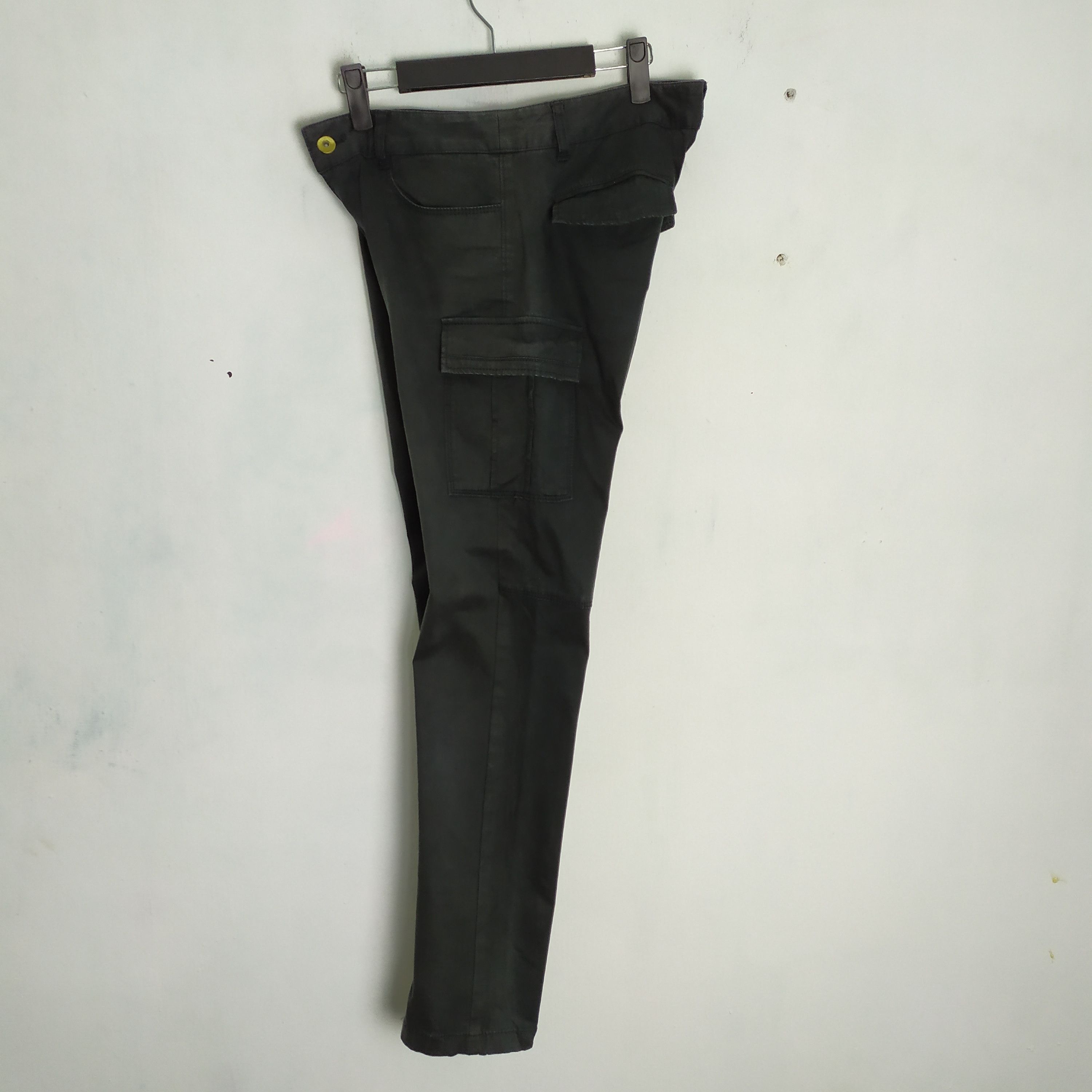 Japanese Brand × Vision Streetwear ELLE BLACK SKINNY CARGO PANTS Size US 29 - 12 Thumbnail