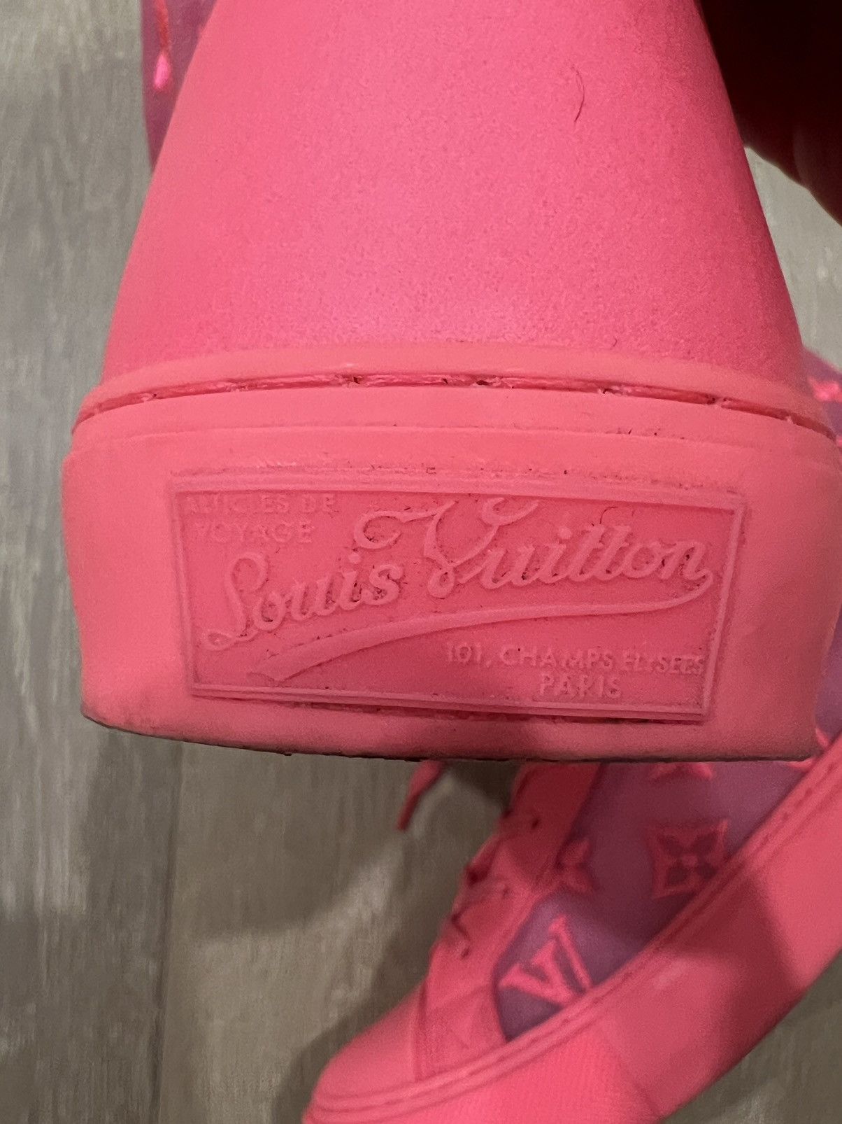 Louis Vuitton Louis Vuitton LV Virgil Abloh Tattoo Sneaker Size US 8 / EU 41 - 17 Thumbnail