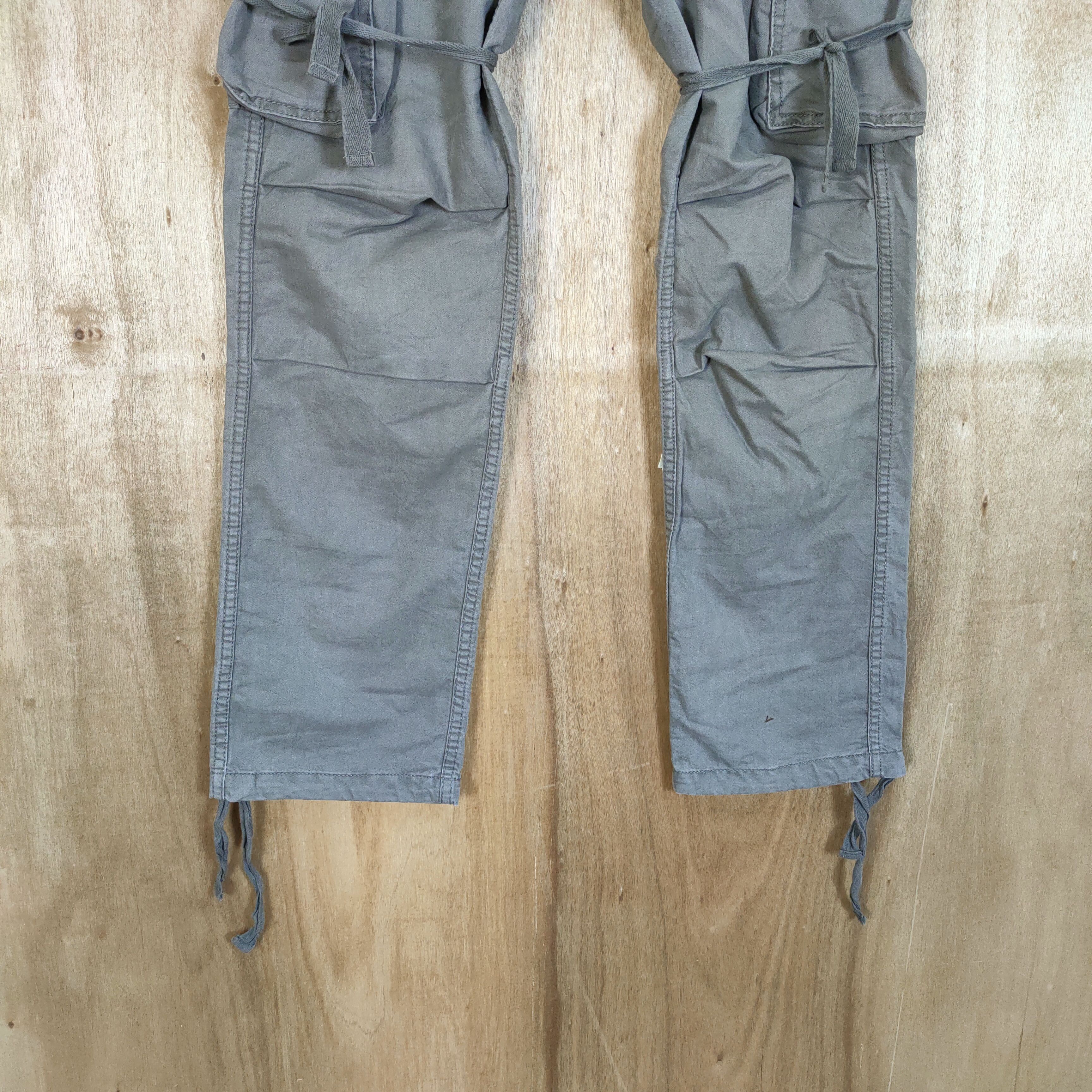 Japanese Brand VINTAGE GREY BONDAGE CARGO PANTS/ PARACHUTE PANTS Size US 32 / EU 48 - 3 Thumbnail