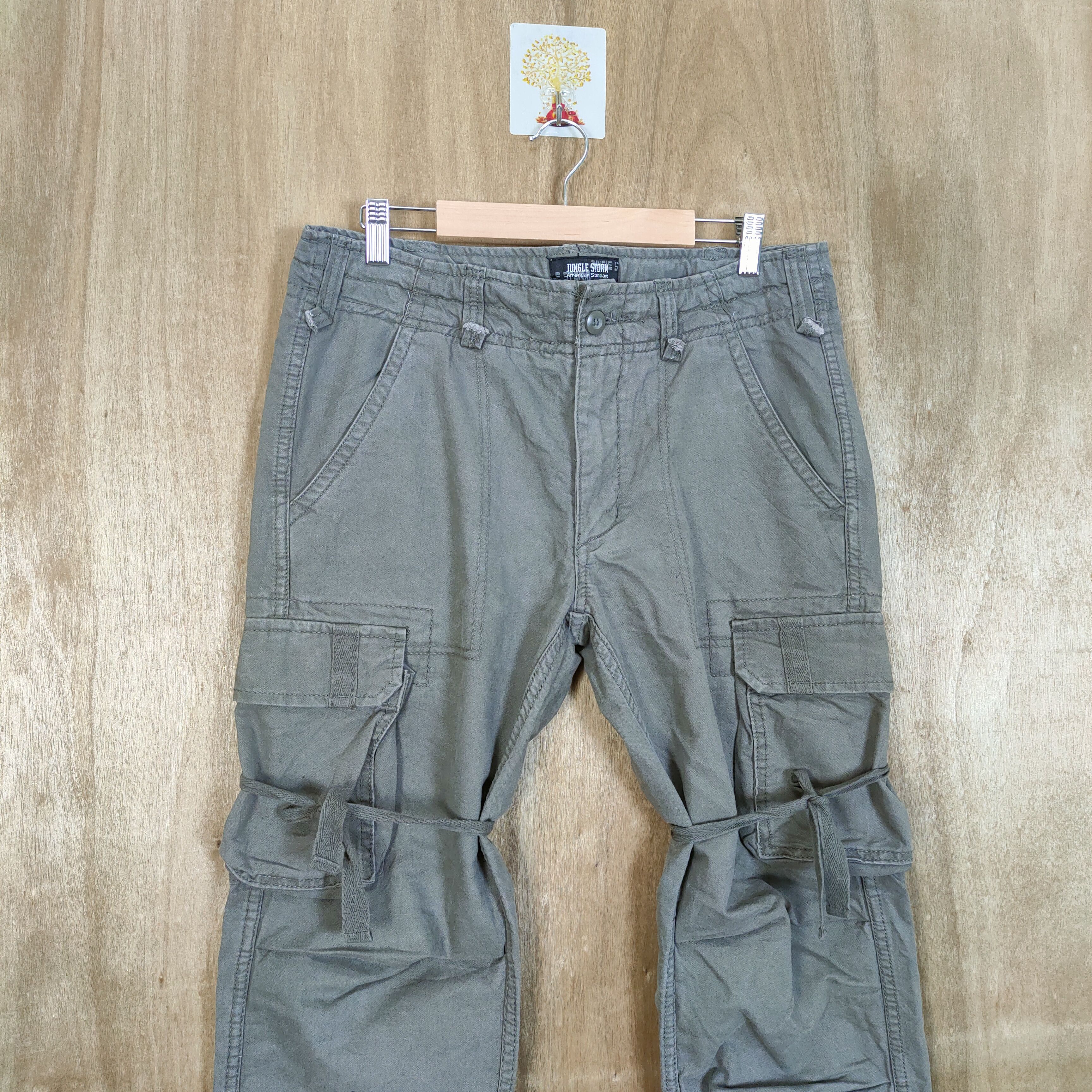 Japanese Brand VINTAGE GREY BONDAGE CARGO PANTS/ PARACHUTE PANTS Size US 32 / EU 48 - 2 Thumbnail