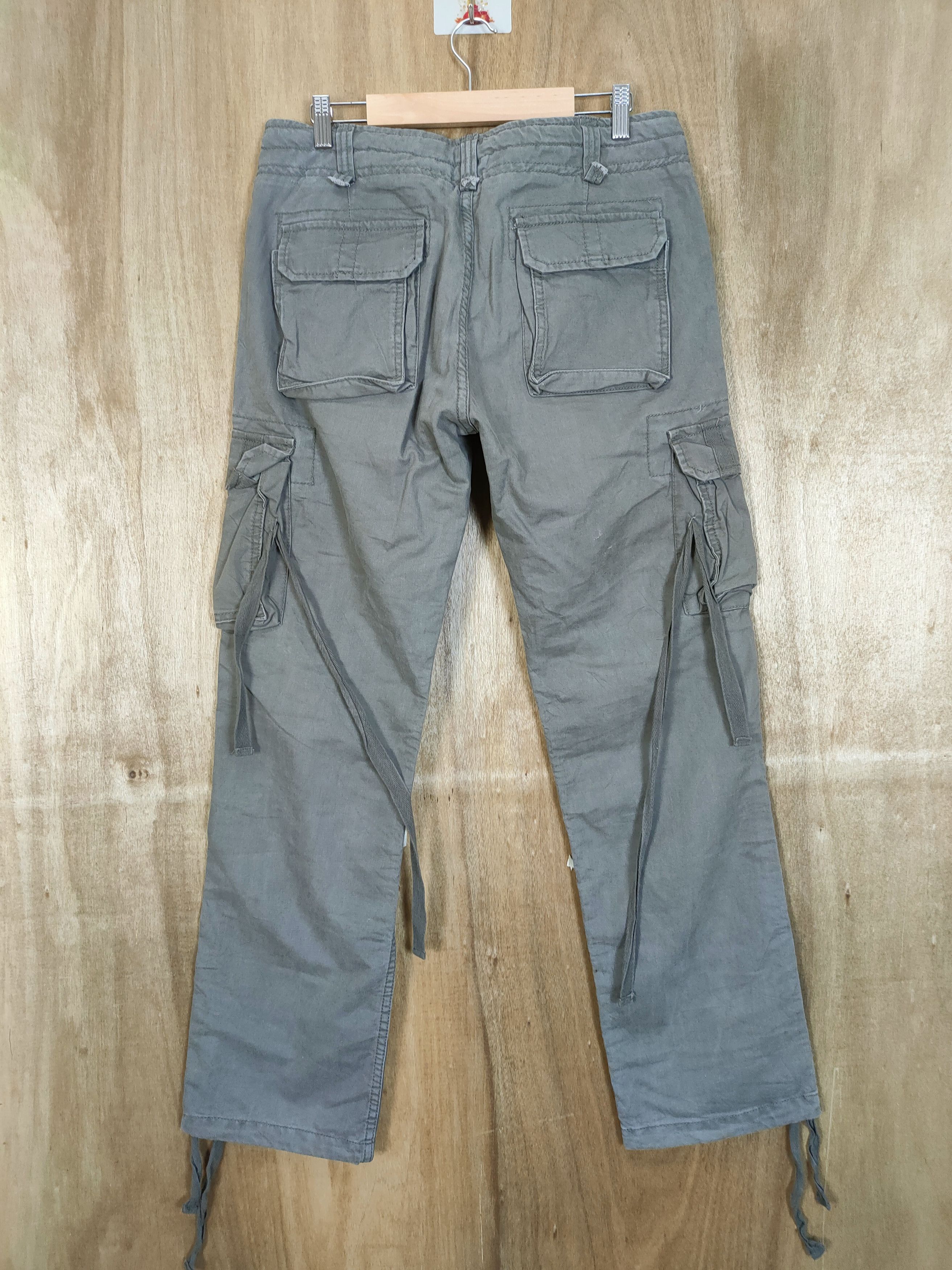 Japanese Brand VINTAGE GREY BONDAGE CARGO PANTS/ PARACHUTE PANTS Size US 32 / EU 48 - 5 Thumbnail