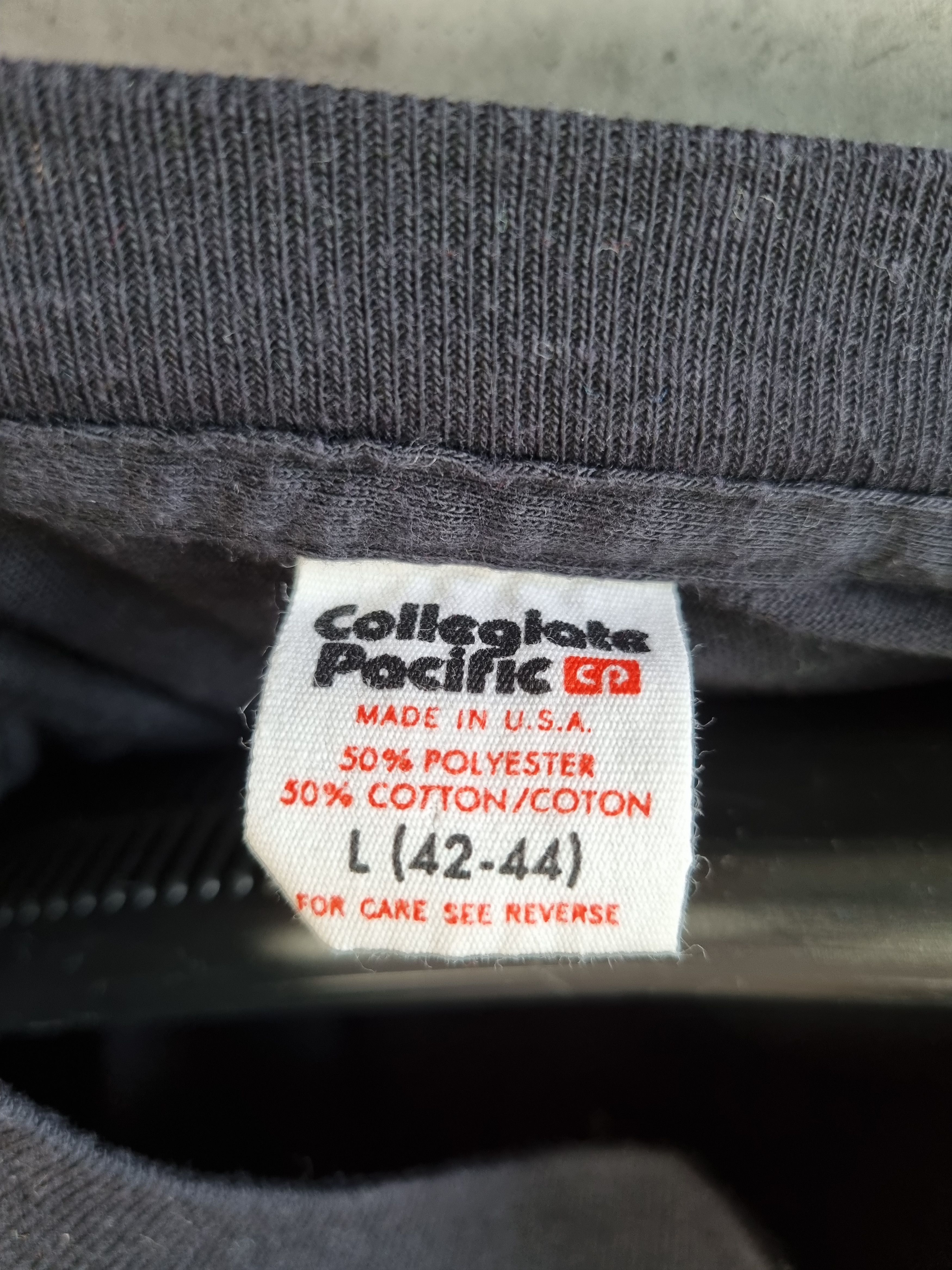 Mickey Mouse × Vintage 80s Single stitch Vintage Mickey Mouse Tee shirt rare Size US XL / EU 56 / 4 - 4 Thumbnail