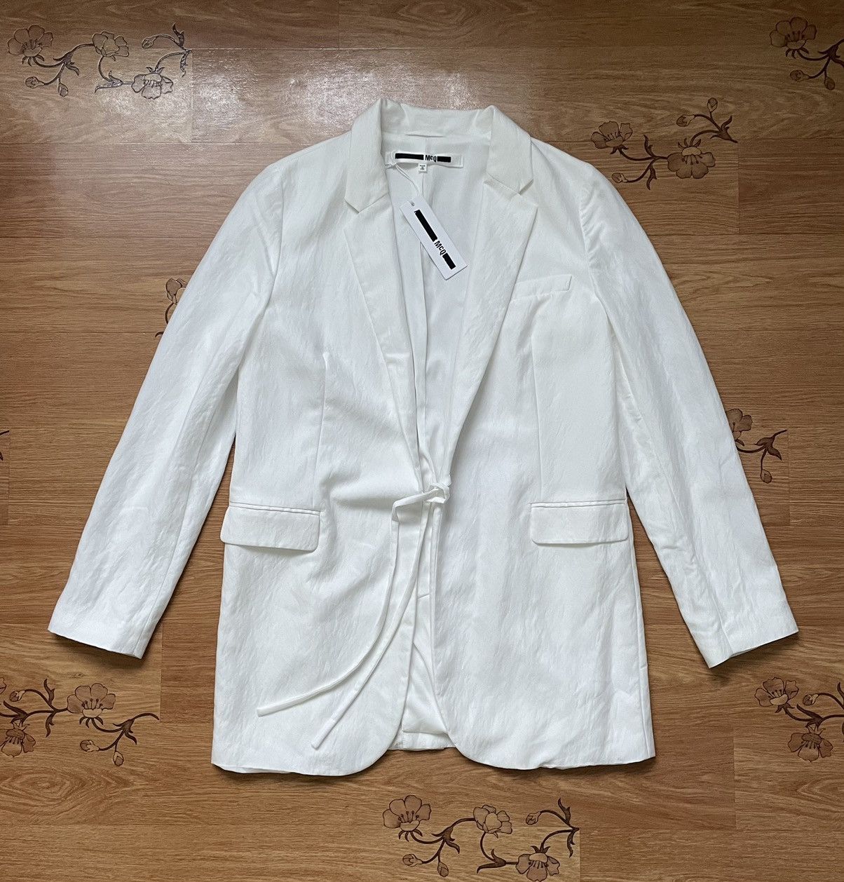 Alexander McQueen Alexander McQueen Women’s White Blazers / formal jacket Size S / US 4 / IT 40 - 1 Thumbnail